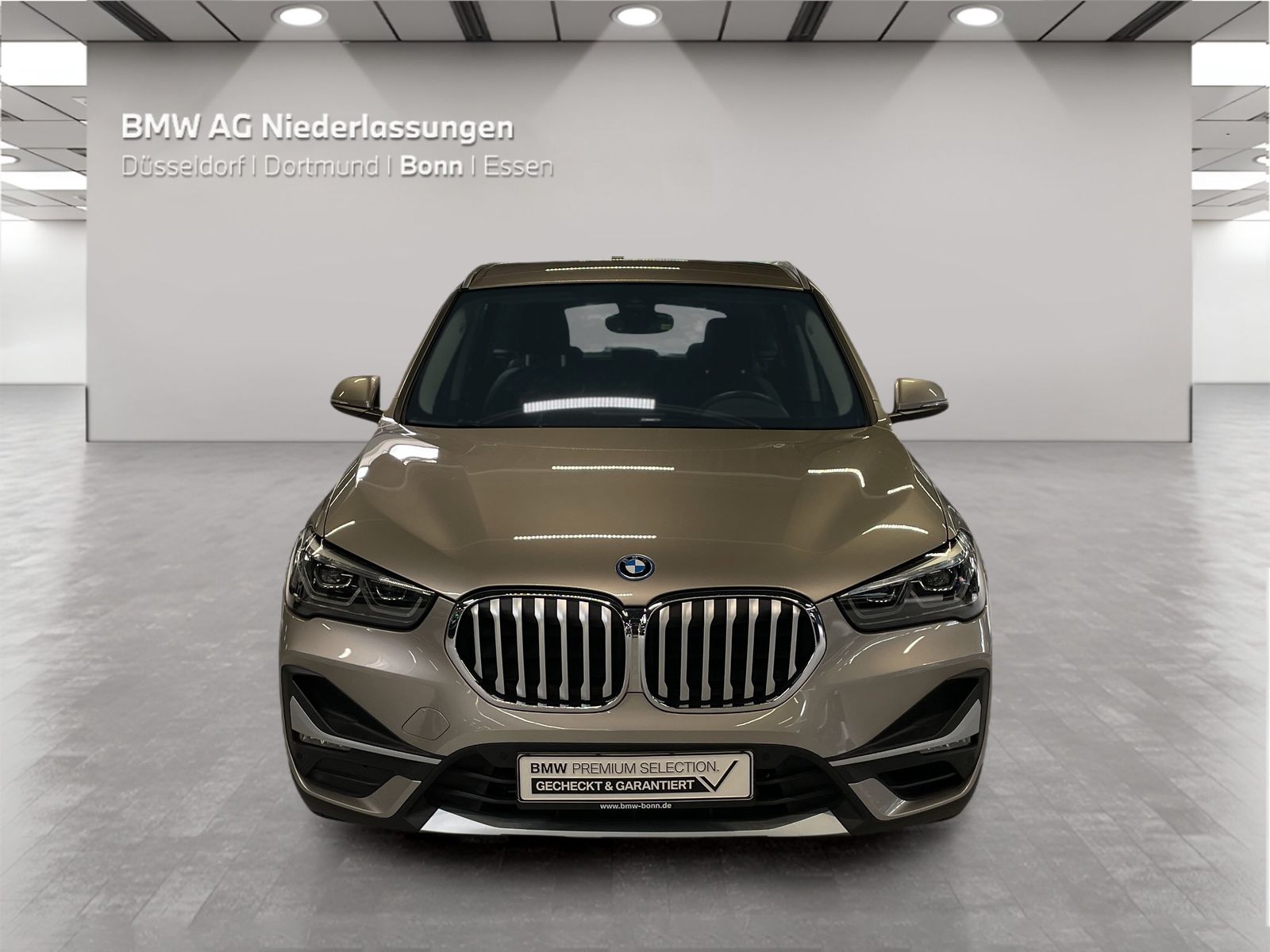 BMW X1 xDrive25e - Samsaru's Car Outlet