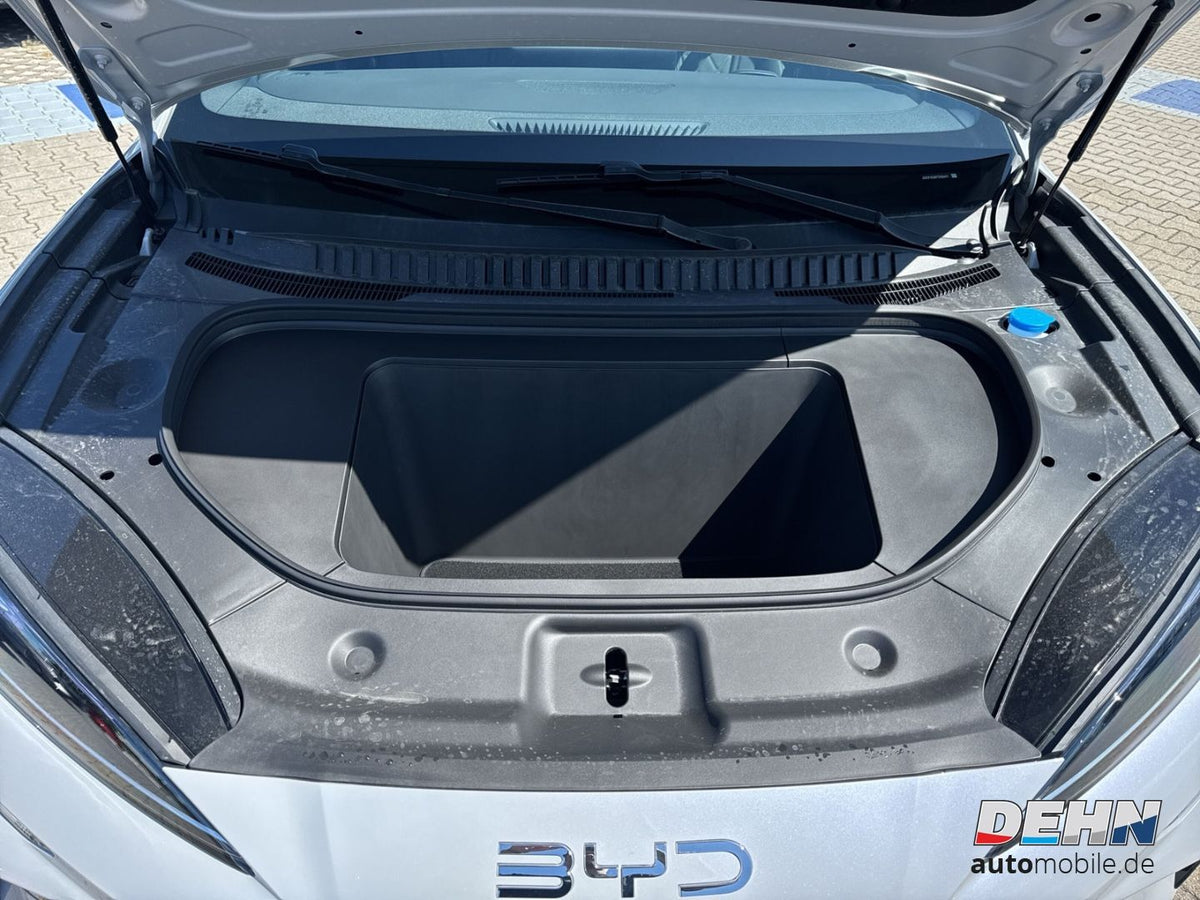 BYD Sealion 7