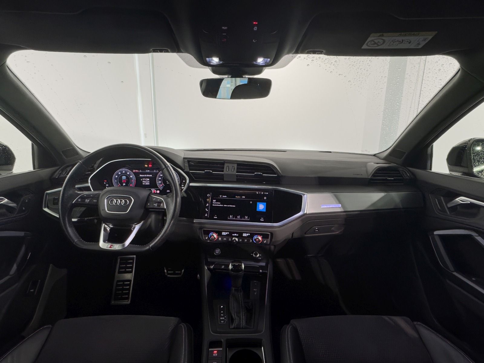 Audi Q3 40 TFSI QUATTRO S-Line - Samsaru's Car Outlet