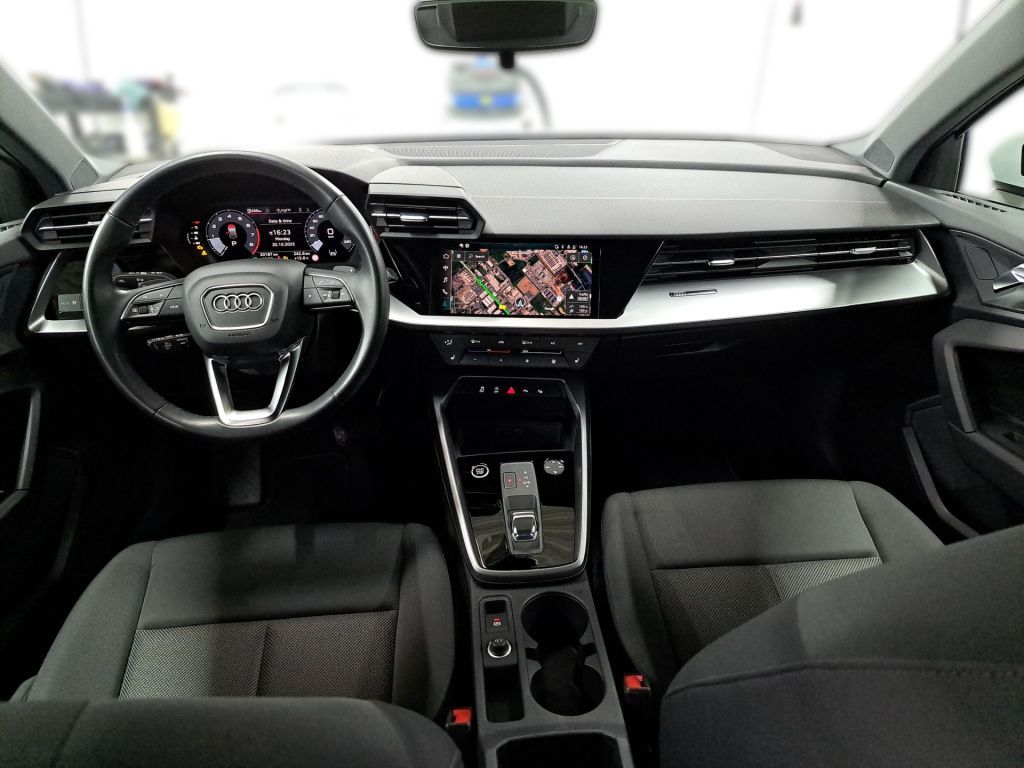 Audi A3 35 TFSI Sportback S tronic NAVI SHZ PDC ACC