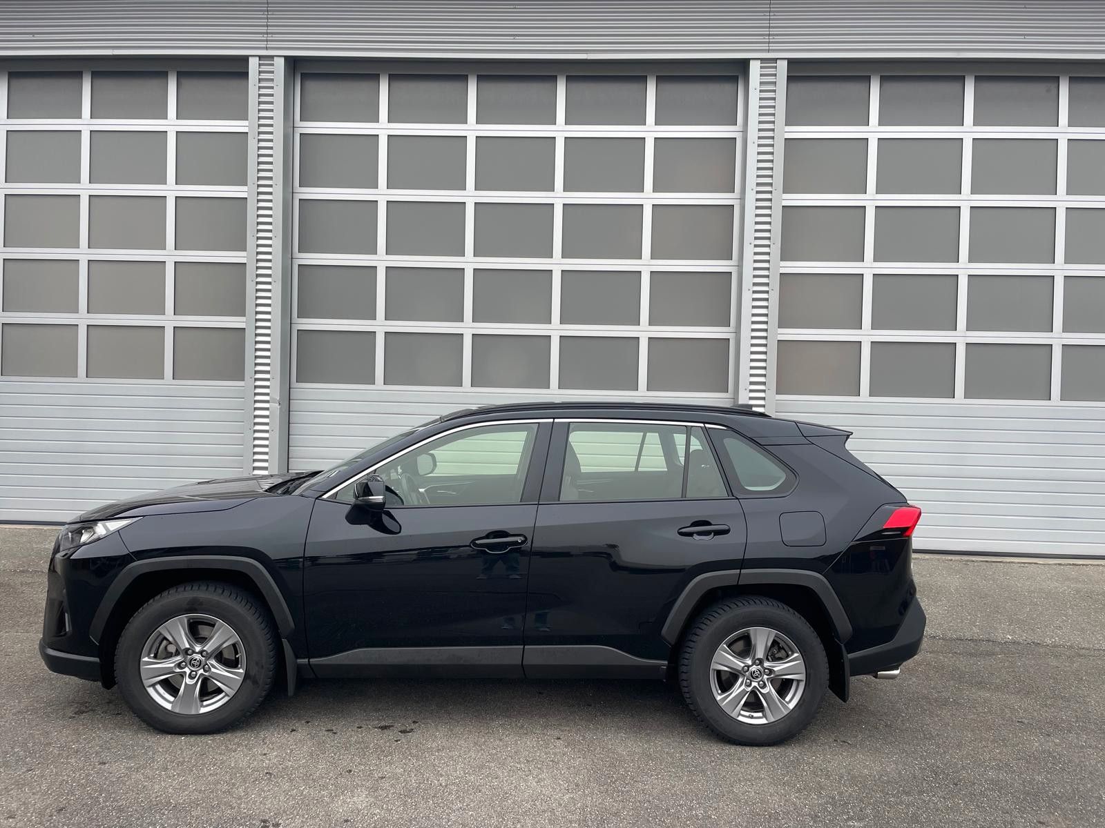 Toyota RAV 4 Comfort, ACC, LED, Virtual, 4x4, Garantie