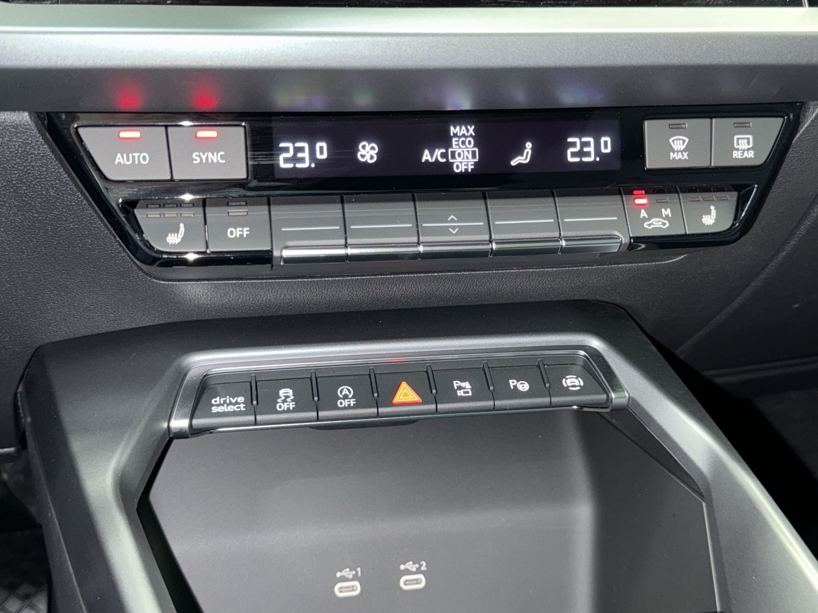 Audi A3 Sportback 35 TDI ADVANCED e - Samsaru's Car Outlet