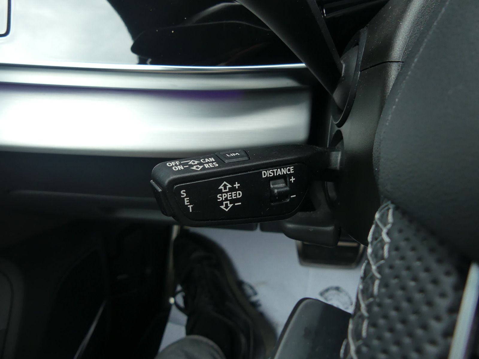 Audi Q8 50 TDI Quattro S Line PANO/MATRIX/AHK/STHZ/AI