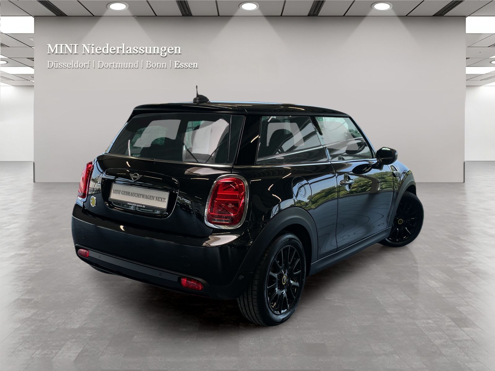 MINI Cooper SE - Samsaru's Car Outlet