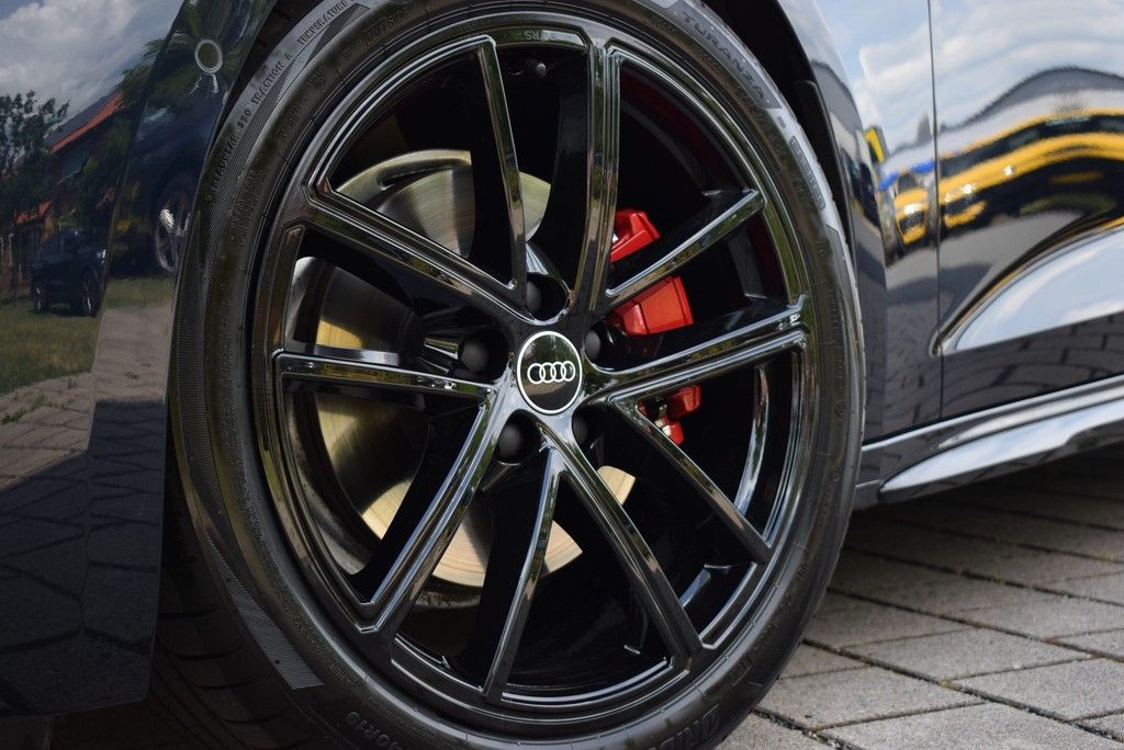 Audi A5 Avant TFSI quat/S-tr. *S-line*AHK*Matrix*360°