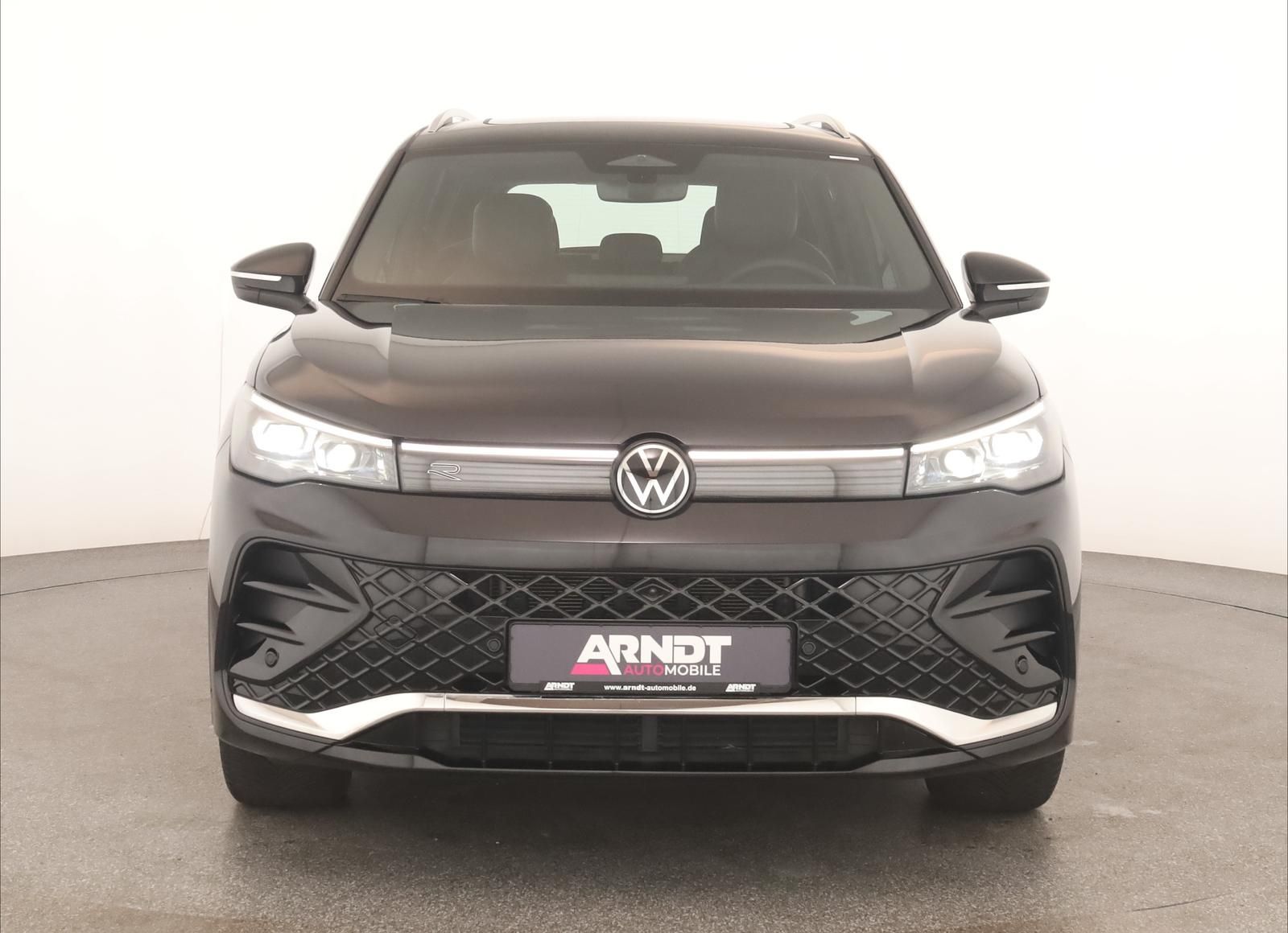 Volkswagen Tiguan 2.0 TDI 4M DSG R-Line Leder Pano Navi 360