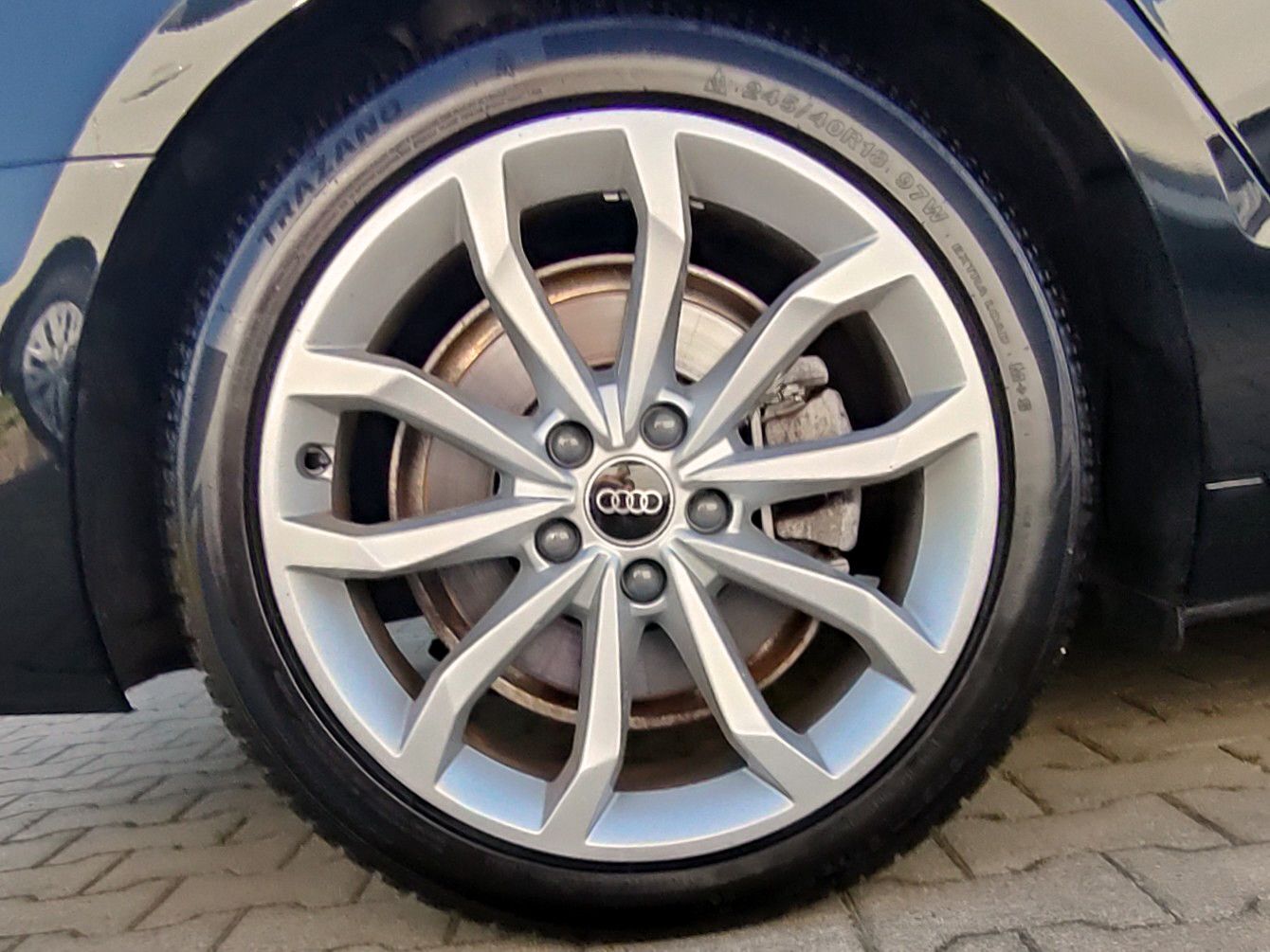 Audi A4 Avant 35 TFSI S line - Samsaru's Car Outlet
