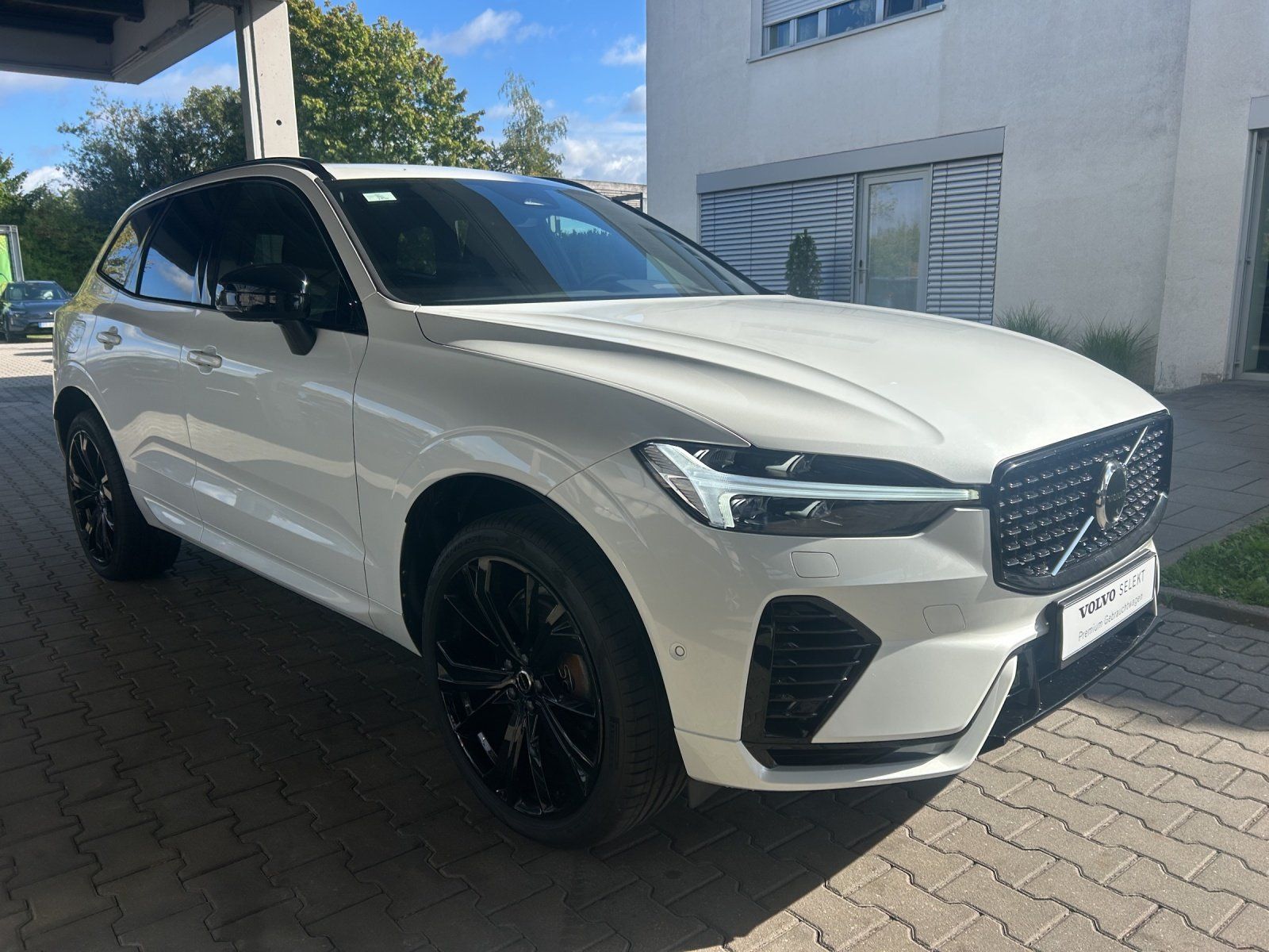 Volvo XC60 T8 R Design LED*AHK*