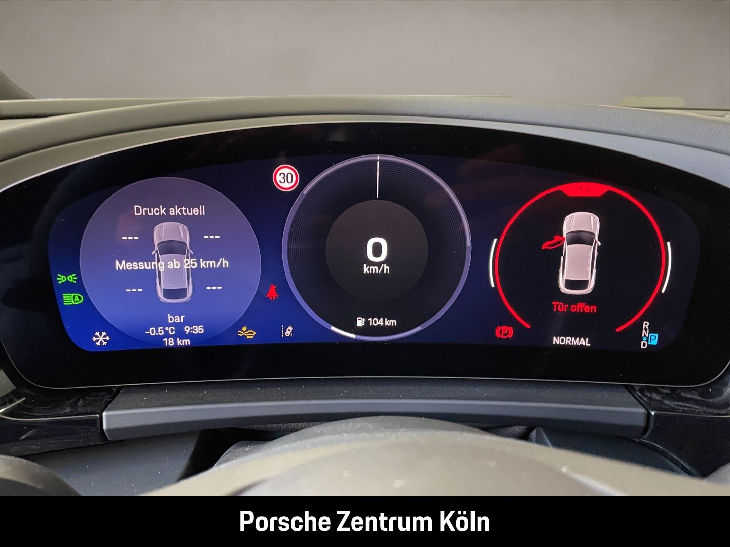 Porsche Macan 4S Electric Surround-View InnoDrive LED-Ma