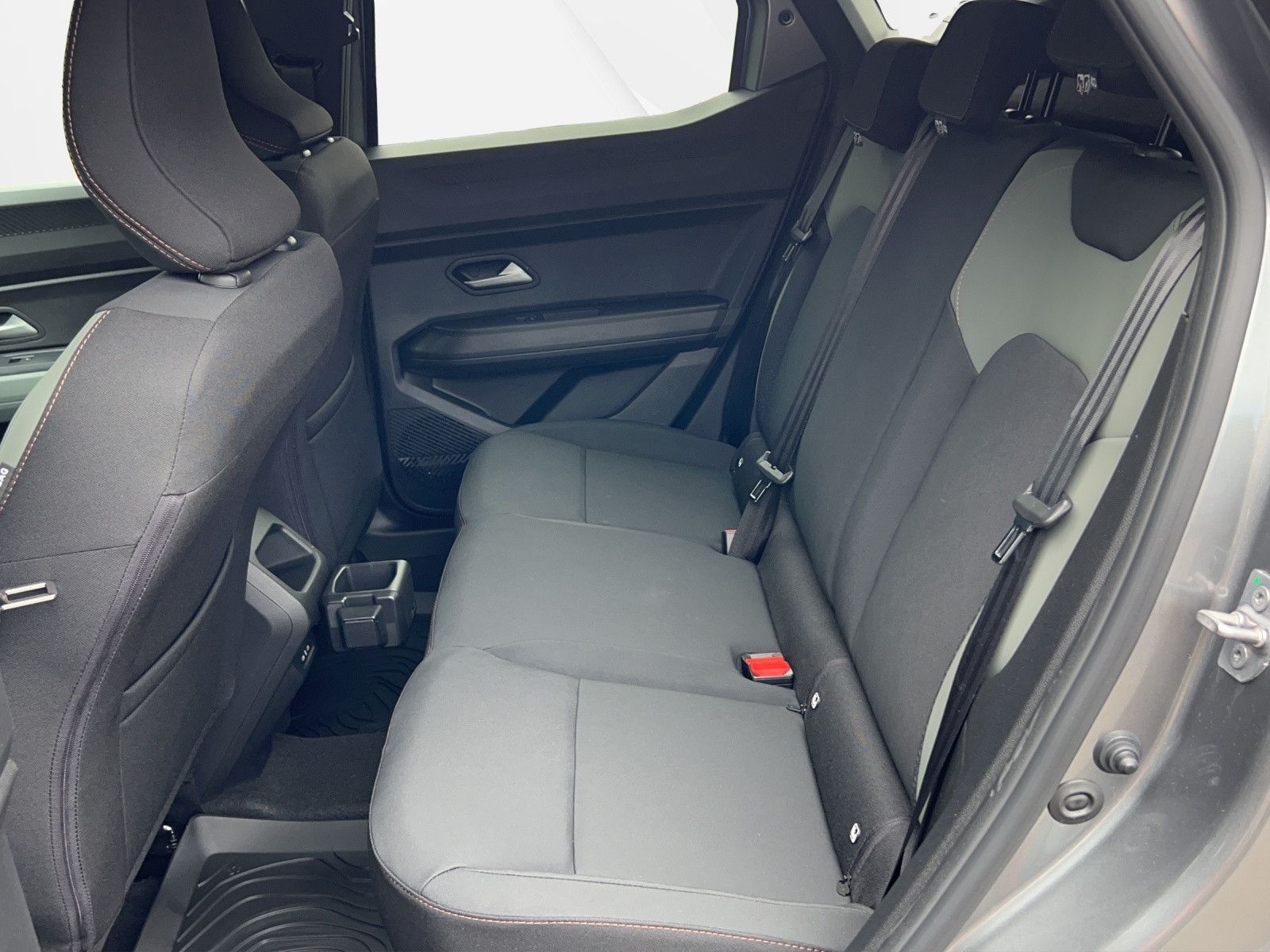 Dacia Duster III Hybrid 140 Extreme - Samsaru's Car Outlet