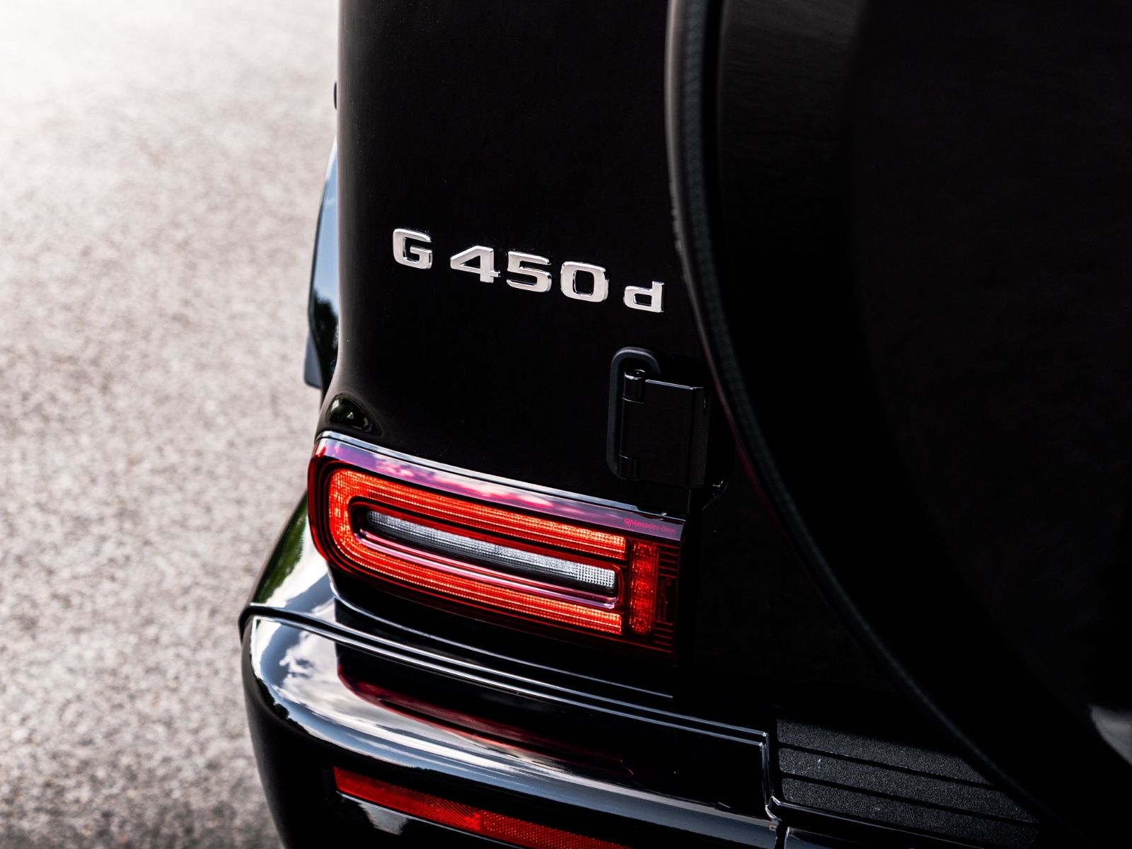 Mercedes-Benz G 450d AMG LINE - Samsaru's Car Outlet