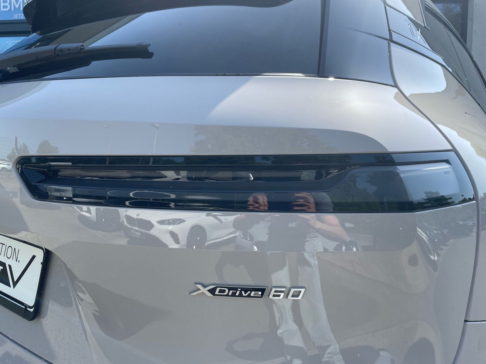 BMW iX xDrive60 M Sport Pro || Pano AHK Autobahnass