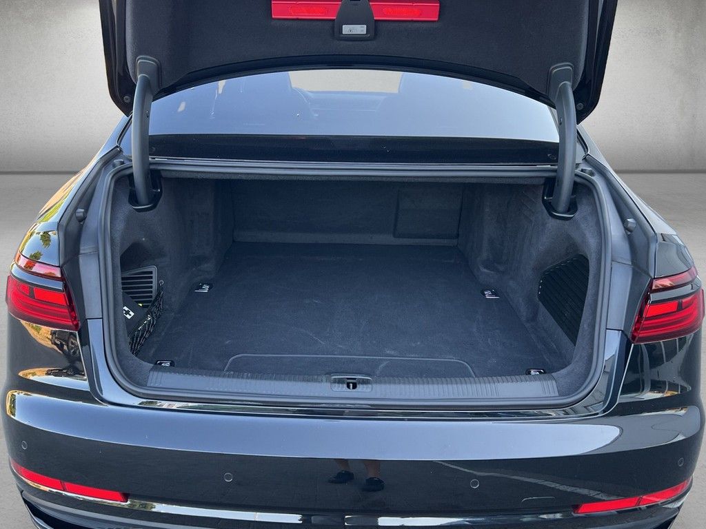 Audi A8 60 TFSI e quattro - Samsaru's Car Outlet