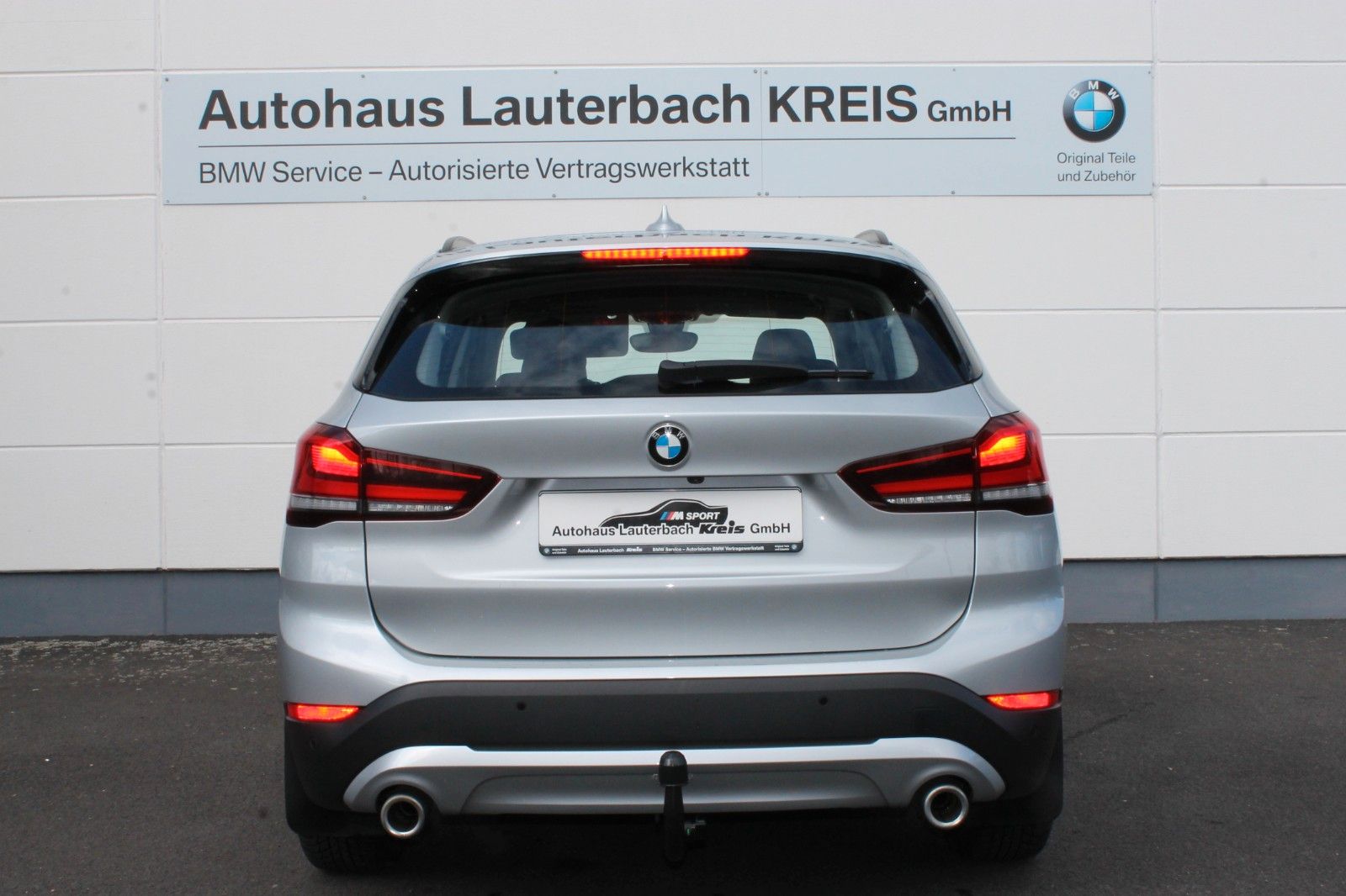 BMW X1 xDrive 20d Advantage - Samsaru's Car Outlet