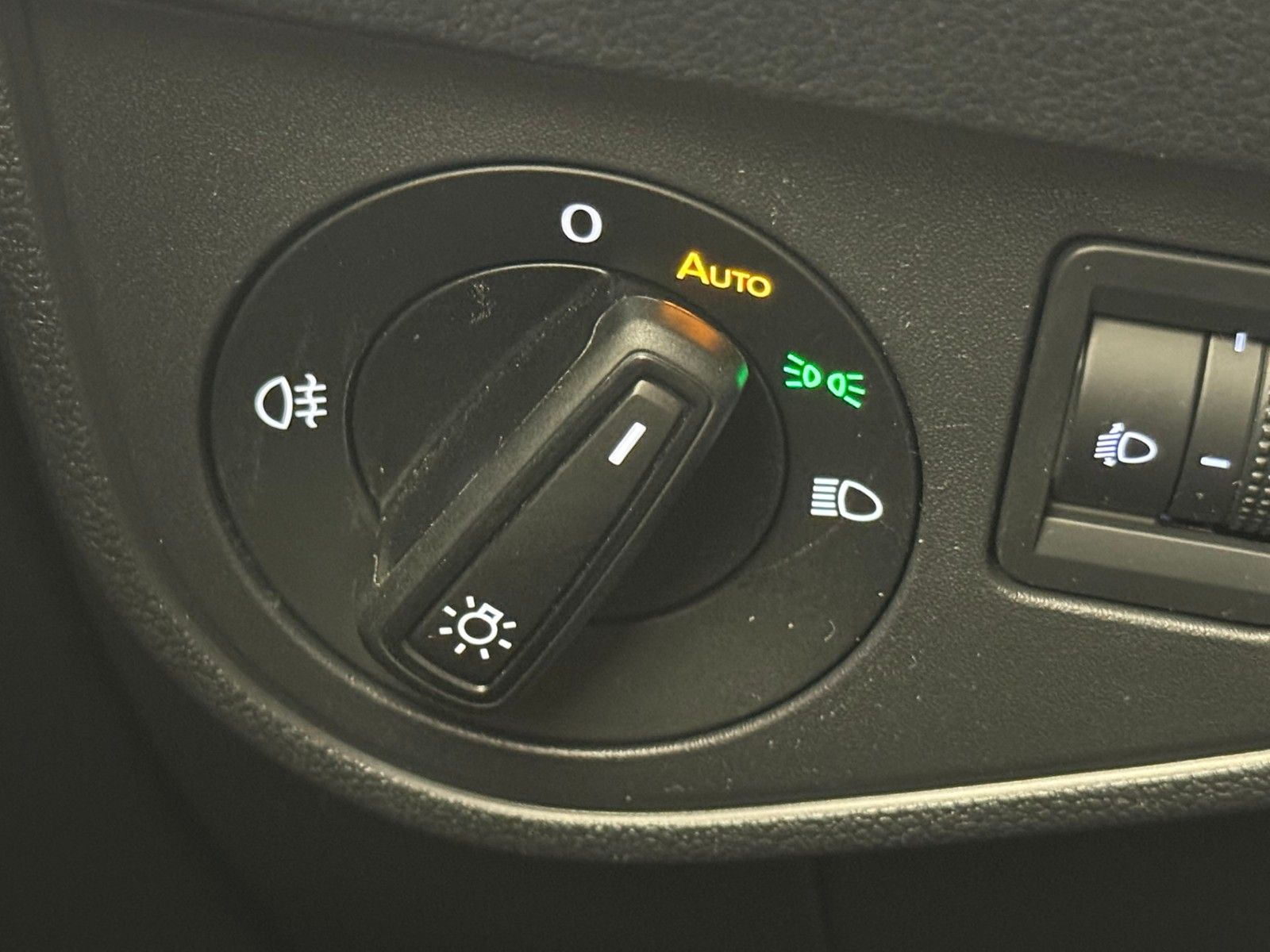 Volkswagen Taigo 1.0 TSI Life MOVE - Samsaru's Car Outlet