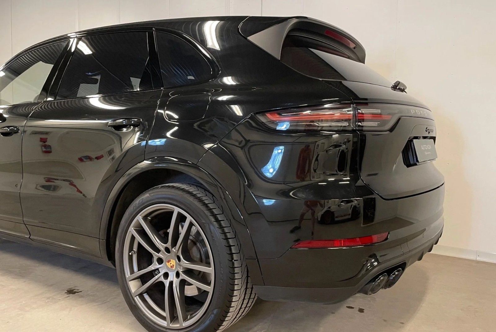 Porsche Cayenne E-Hybrid Platinum Edition
