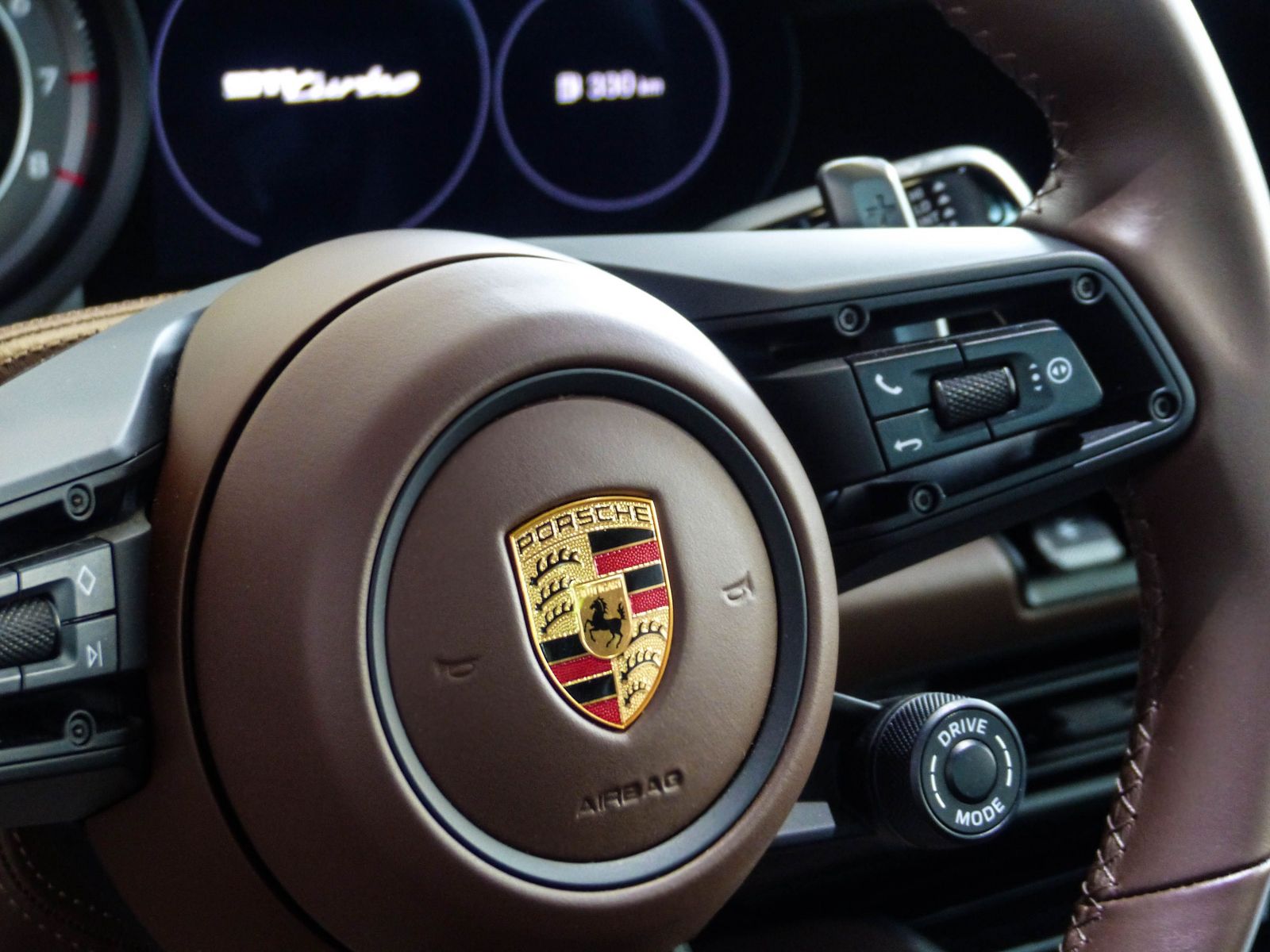 Porsche 992 Turbo Coupè - Samsaru's Car Outlet
