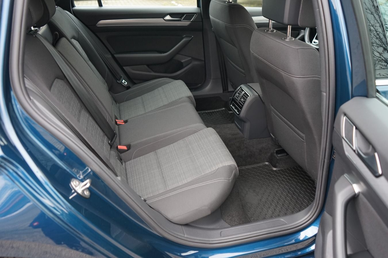Volkswagen Passat Variant 4Motion 2.0 TDI Business*AHK*ACC*
