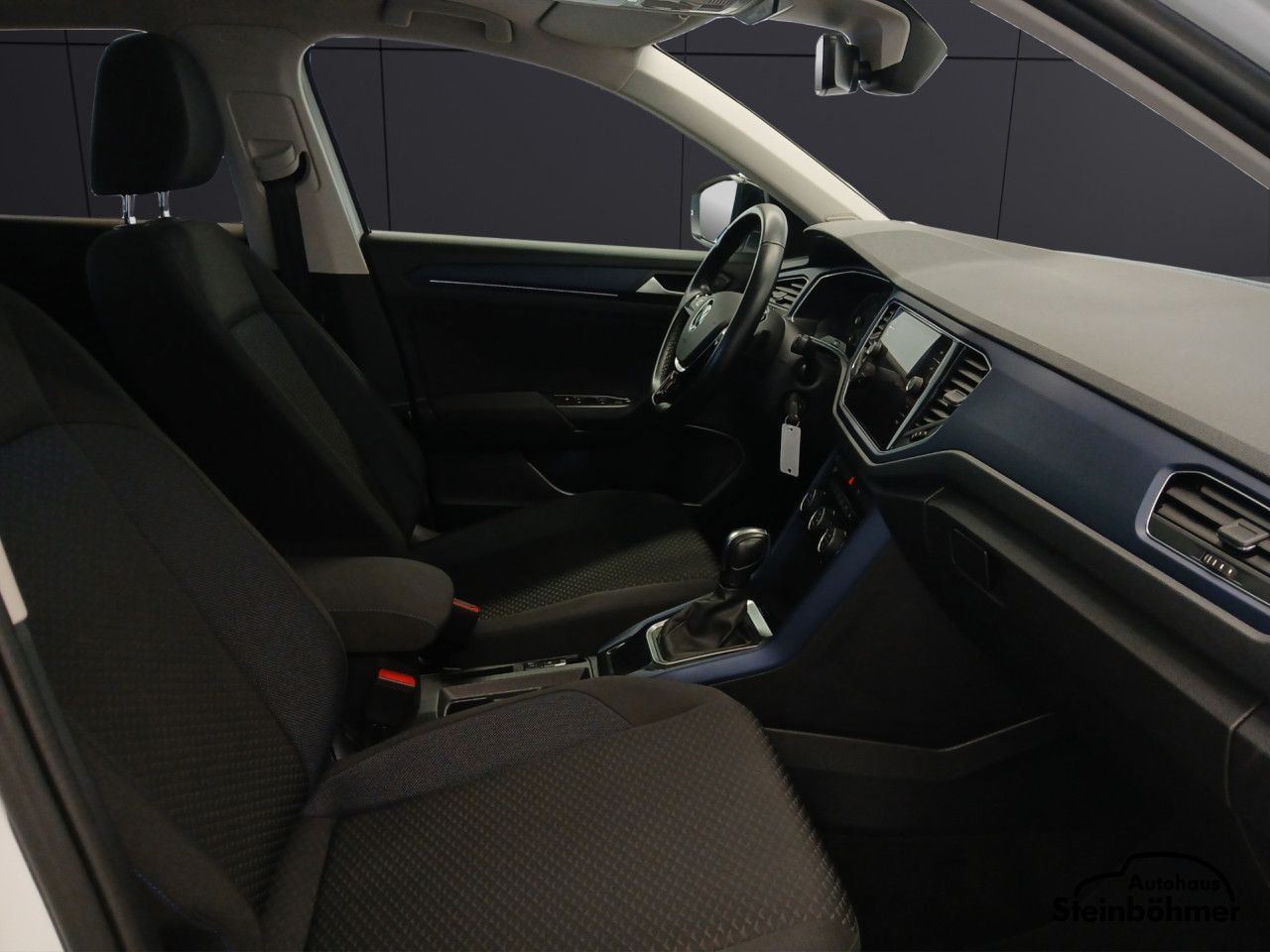 Volkswagen T-ROC United 1.5TSI DSG - Samsaru's Car Outlet