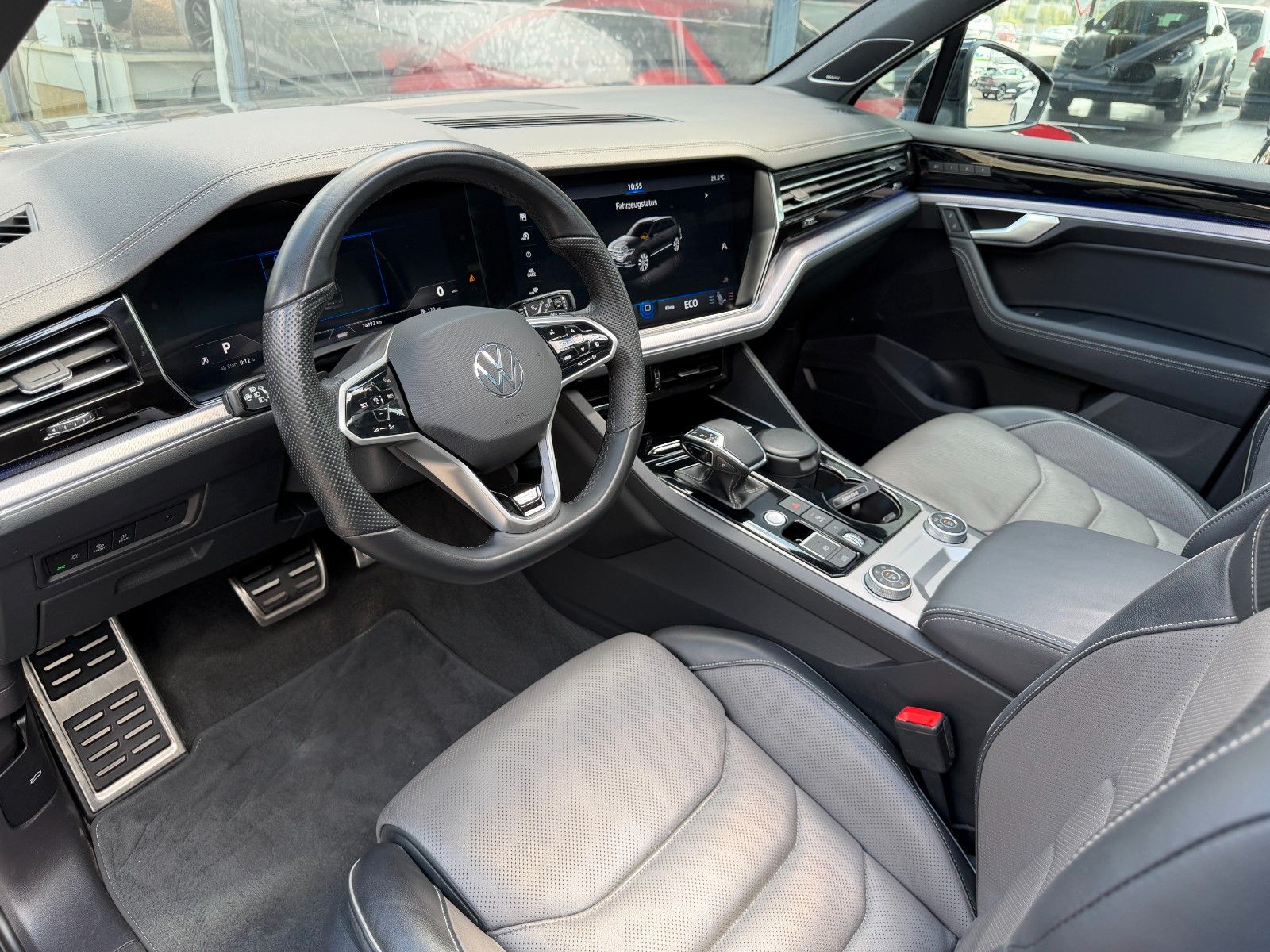 Volkswagen Touareg 3.0 TDI DSG*R-Line*Black*4M*Luft*Matrix*