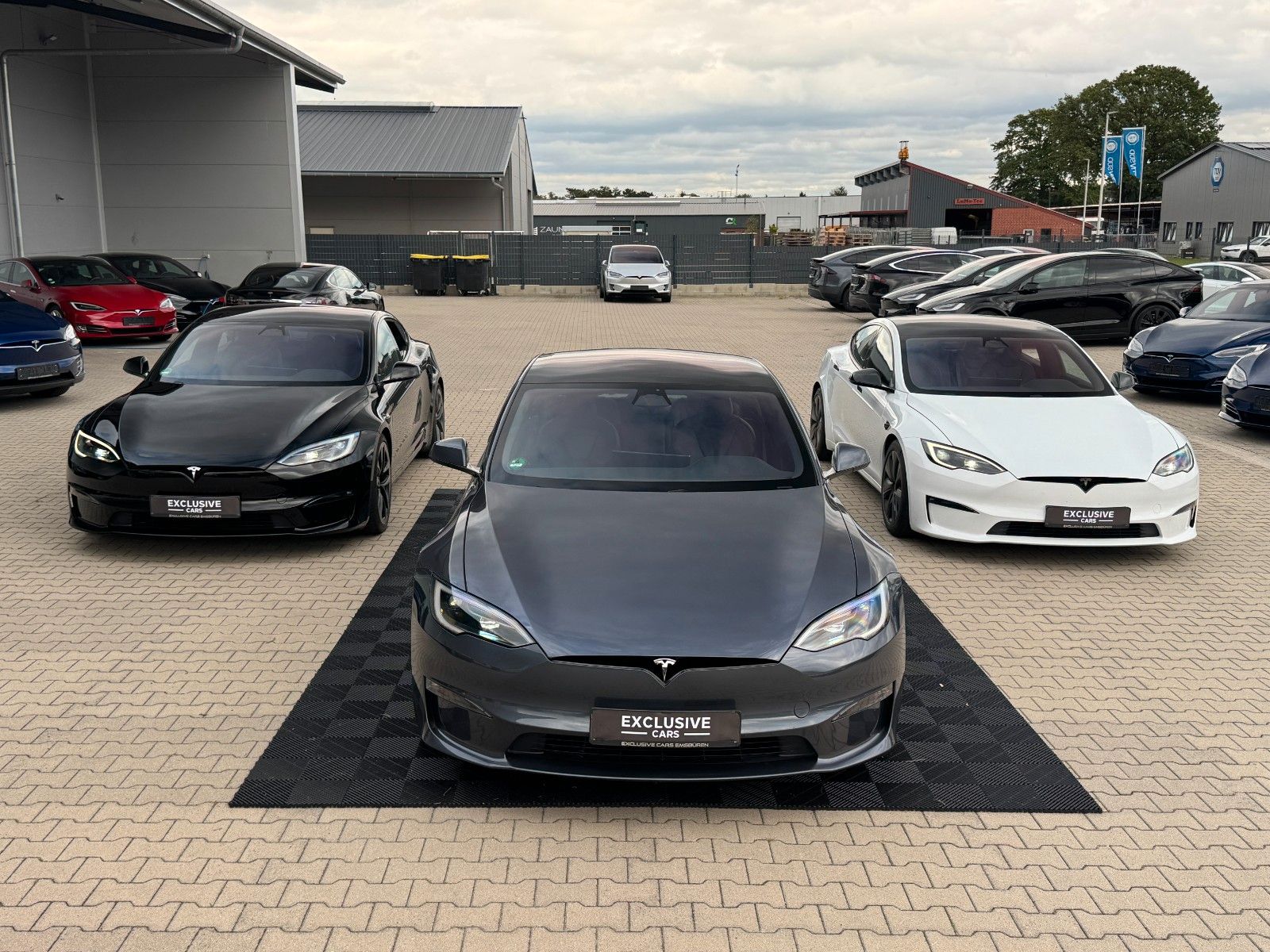 Tesla MODEL X PLAID | HARWARE 4 | 6SEAT | MATRIX LED