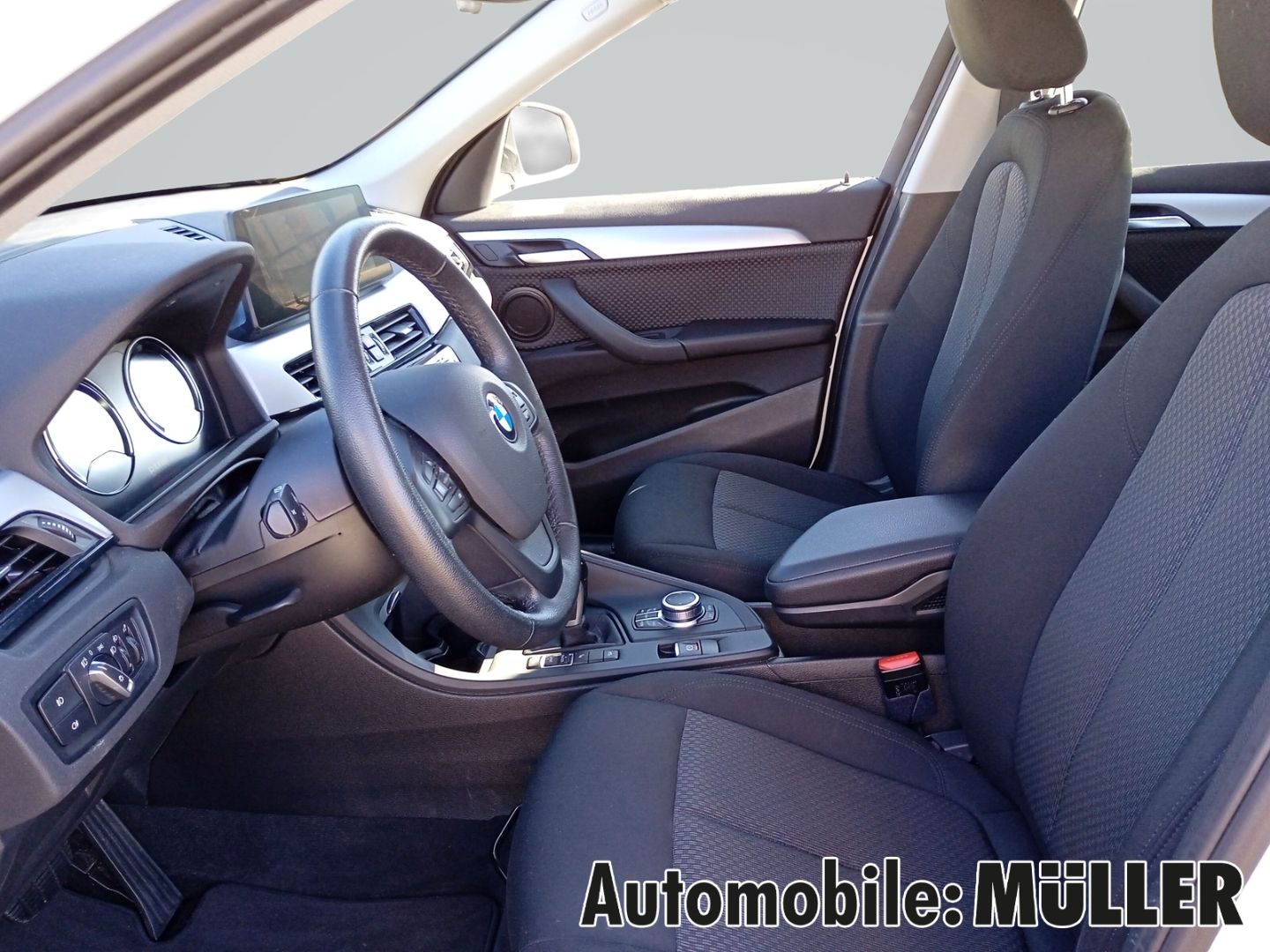 BMW X1 xDrive 20 d Advantage - Samsaru's Car Outlet
