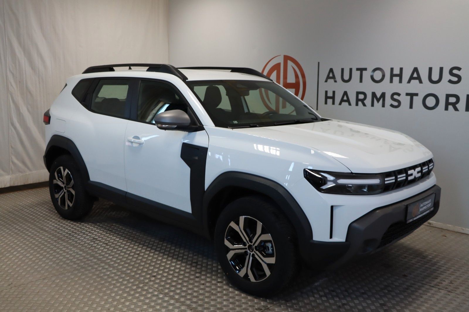 Dacia Duster III TCe 130 Expression 4x4 - Samsaru's Car Outlet