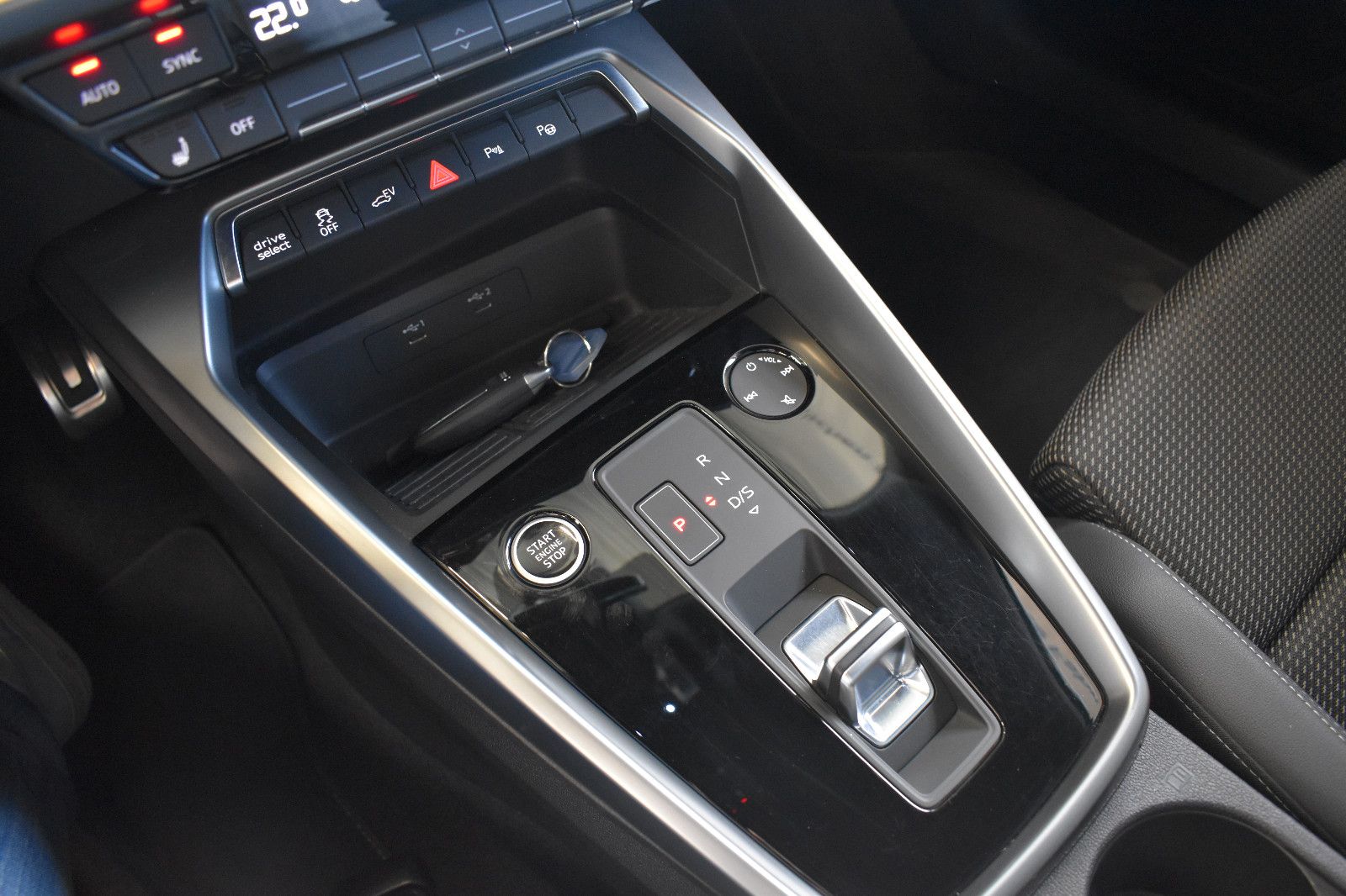 Audi A3 Sportb. 45TFSIe S-tronic S Line LED~ViCo~ACC