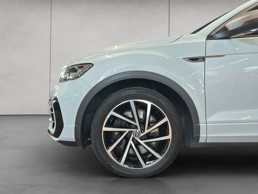 Volkswagen T-Roc R 2.0 TSI 4MOTION - Samsaru's Car Outlet