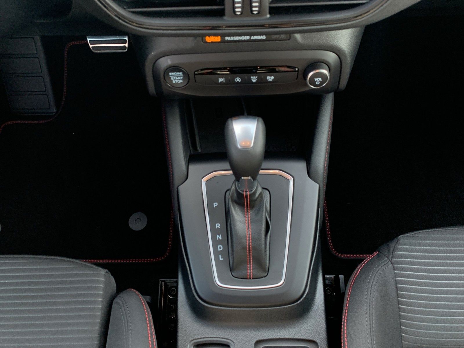 Ford FOCUS ST-LINE X+AUTOMATIK+NAVI+KAMERA+ACC+LED!