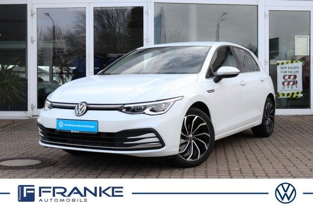 Volkswagen Golf VIII 1.5 TSI Style - Samsaru's Car Outlet