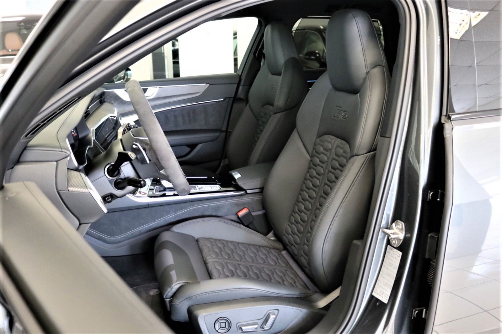 Audi RS6 Audi Dynamik-Paket Plus/Keramik/STHZ/Luftf.