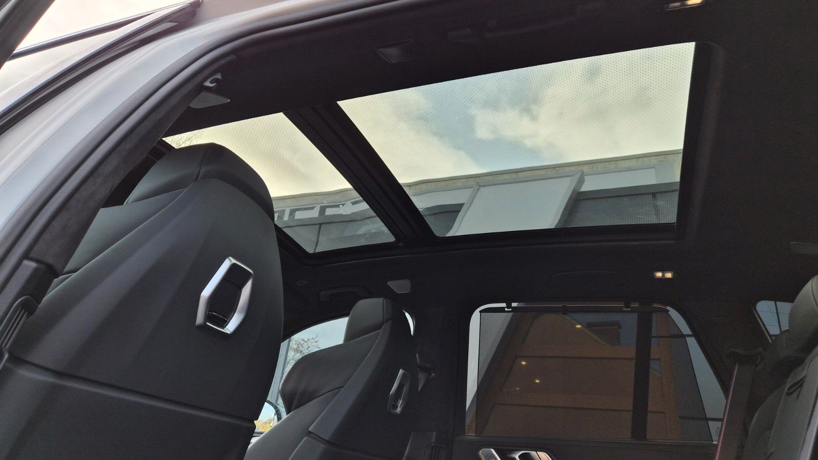 BMW X5 M Competition/AKRAPOVIC/B&W/SKY/M´DRIVERS/AHK