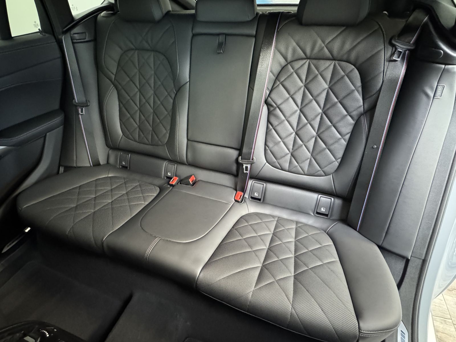 BMW X6 xDrive40d M Sport Pro - Samsaru's Car Outlet
