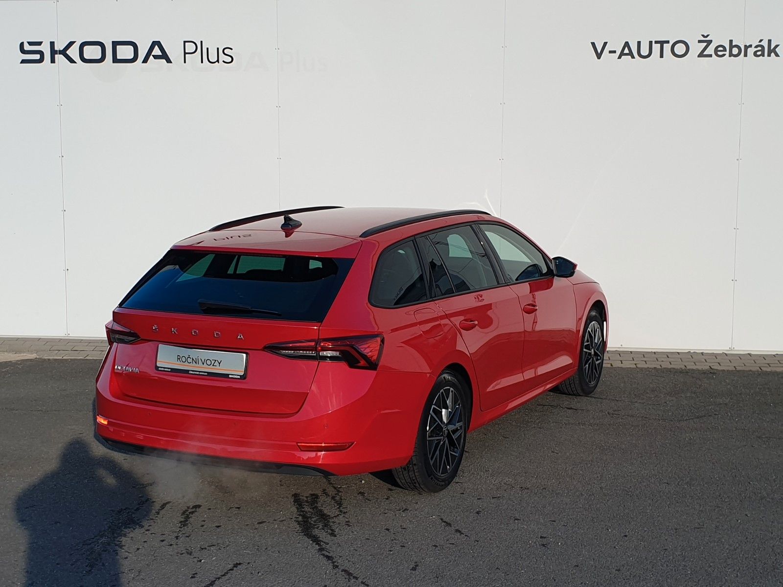 Skoda Octavia Combi Ambition - Samsaru's Car Outlet
