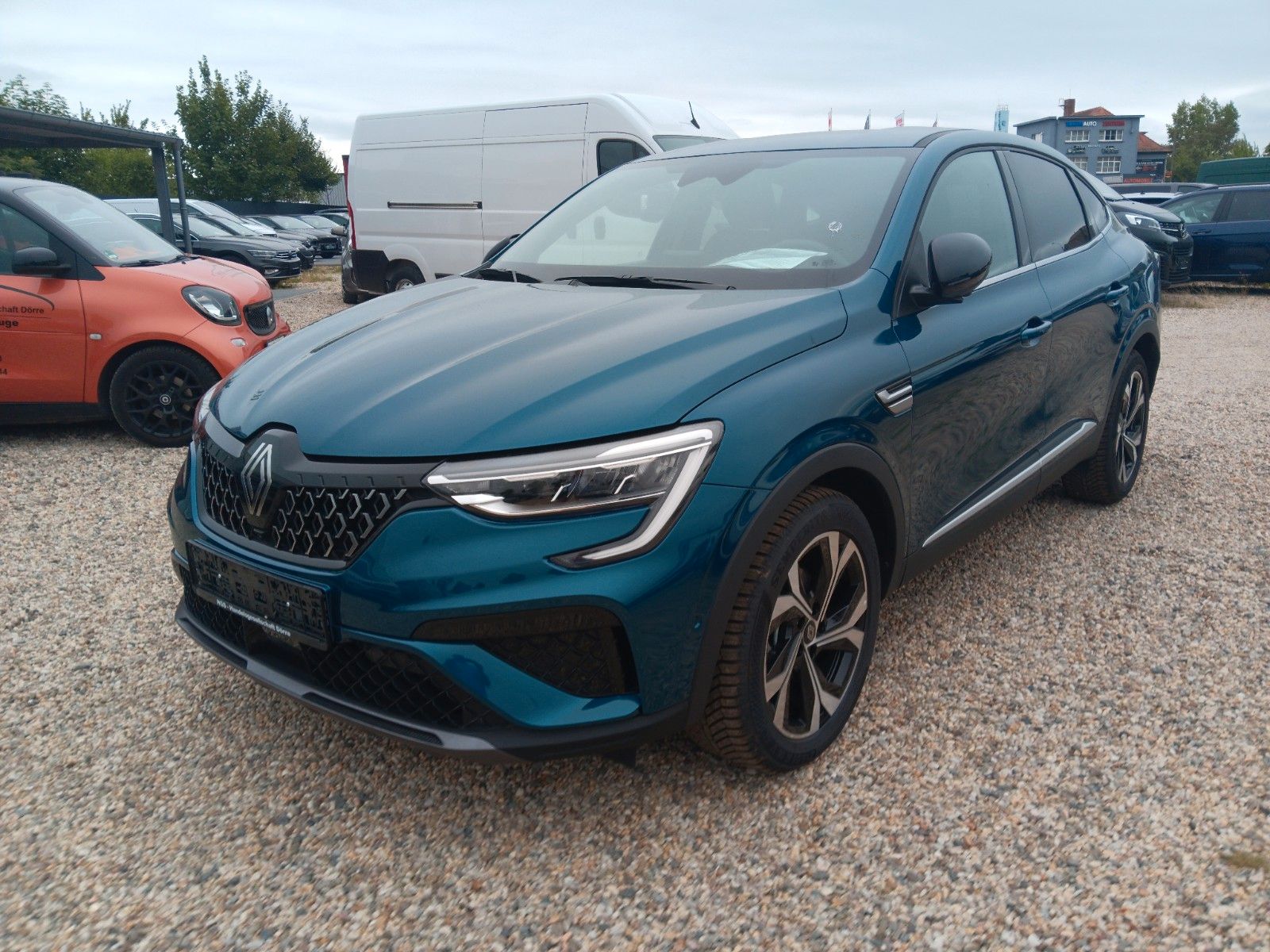 Renault Arkana Techno E-TECH Full Hybrid 145 - Samsaru's Car Outlet
