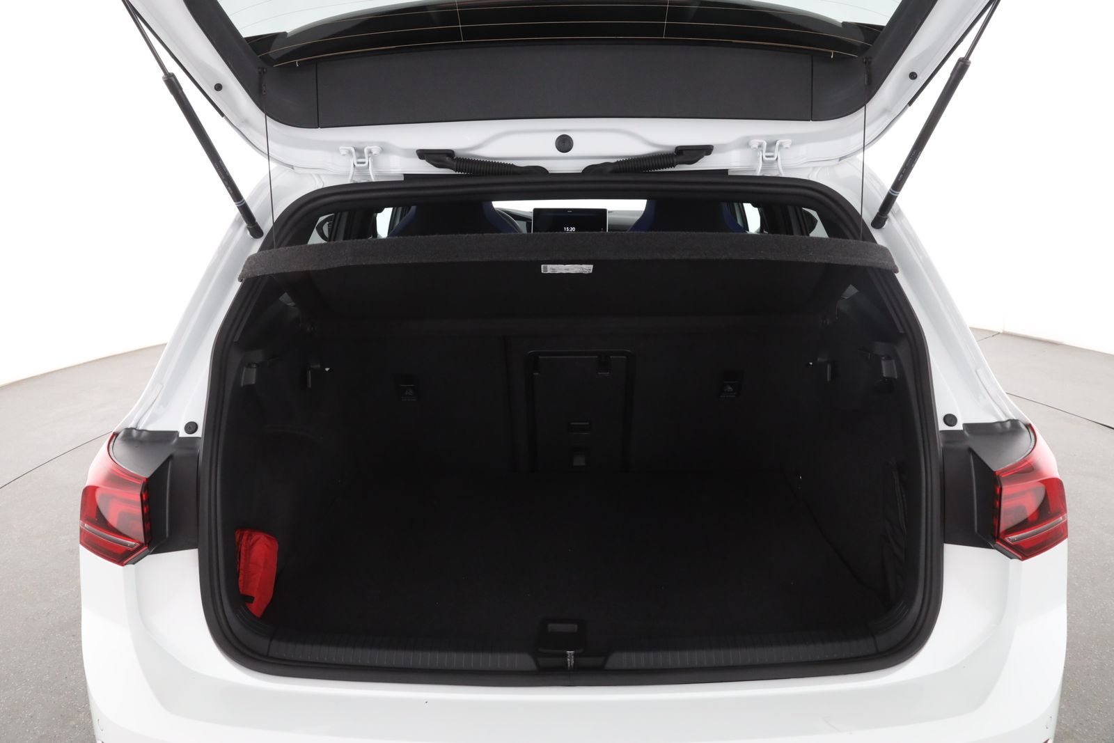 Volkswagen Golf VIII GTE 1.5 TSI DSG eHybrid | NAVI | LED |
