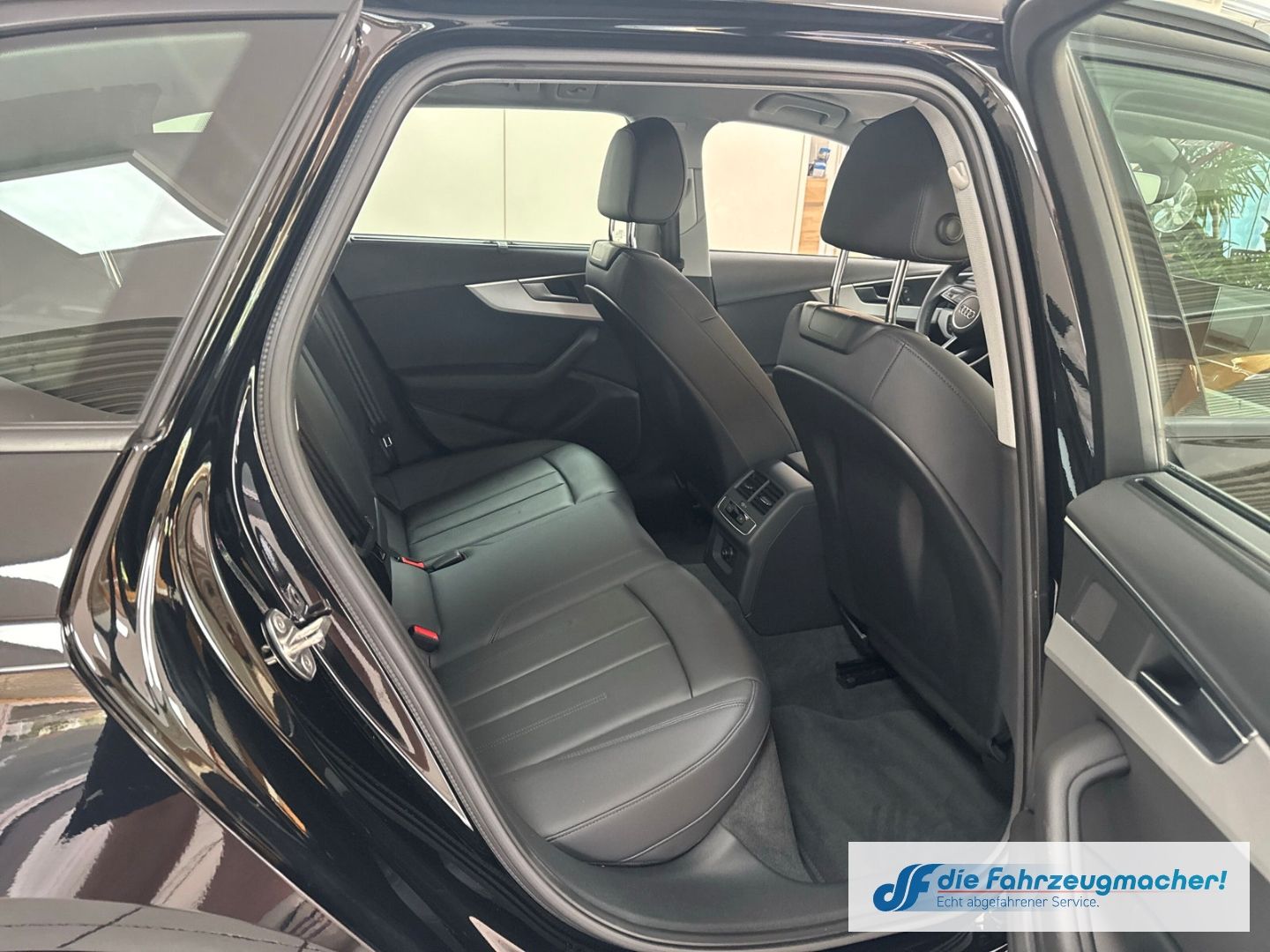 Audi A4 Avant 35 TDI advanced - Samsaru's Car Outlet