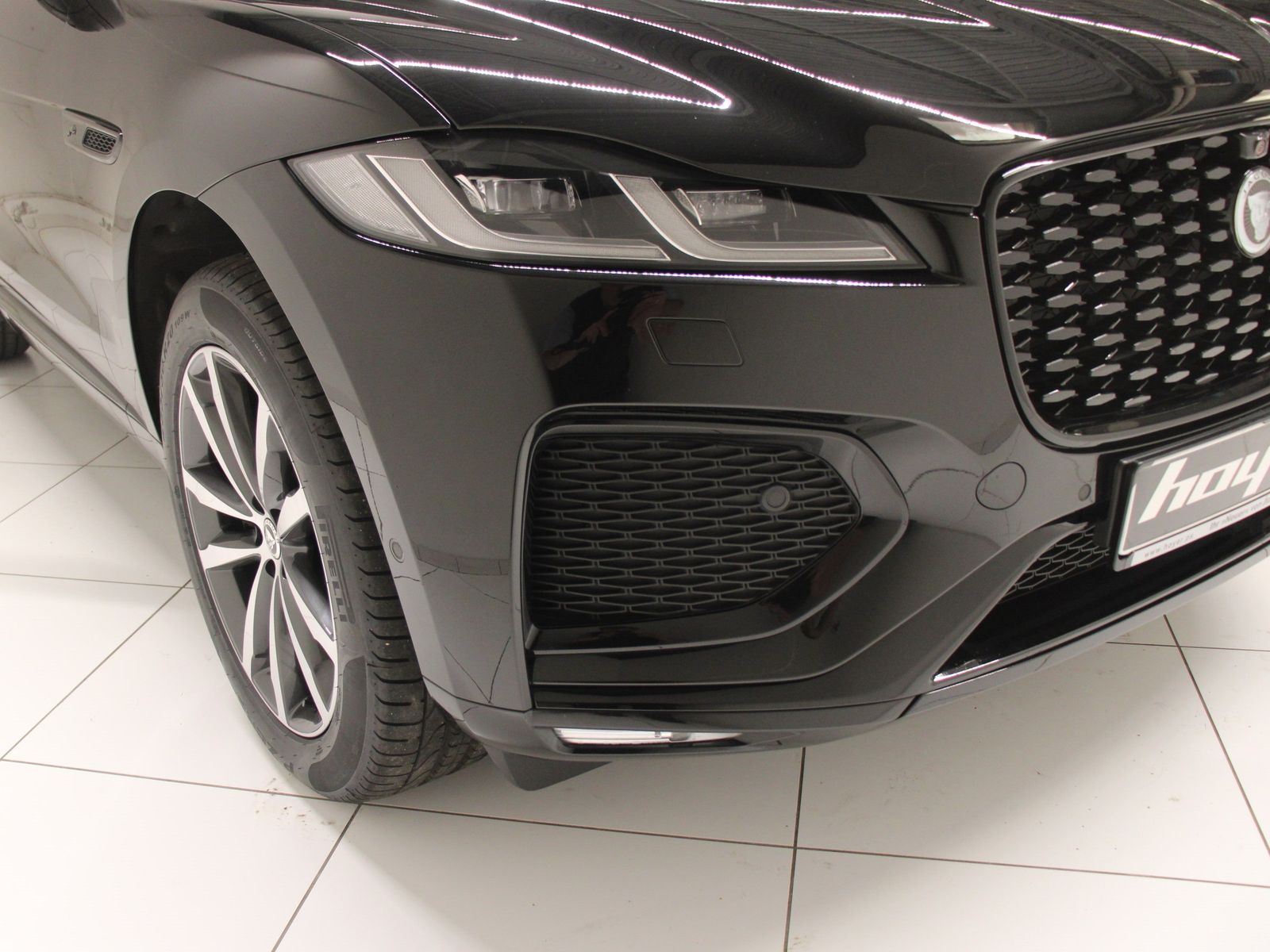 Jaguar F-Pace D300 AWD R-Dynamic SE inkl. Winterkomplet