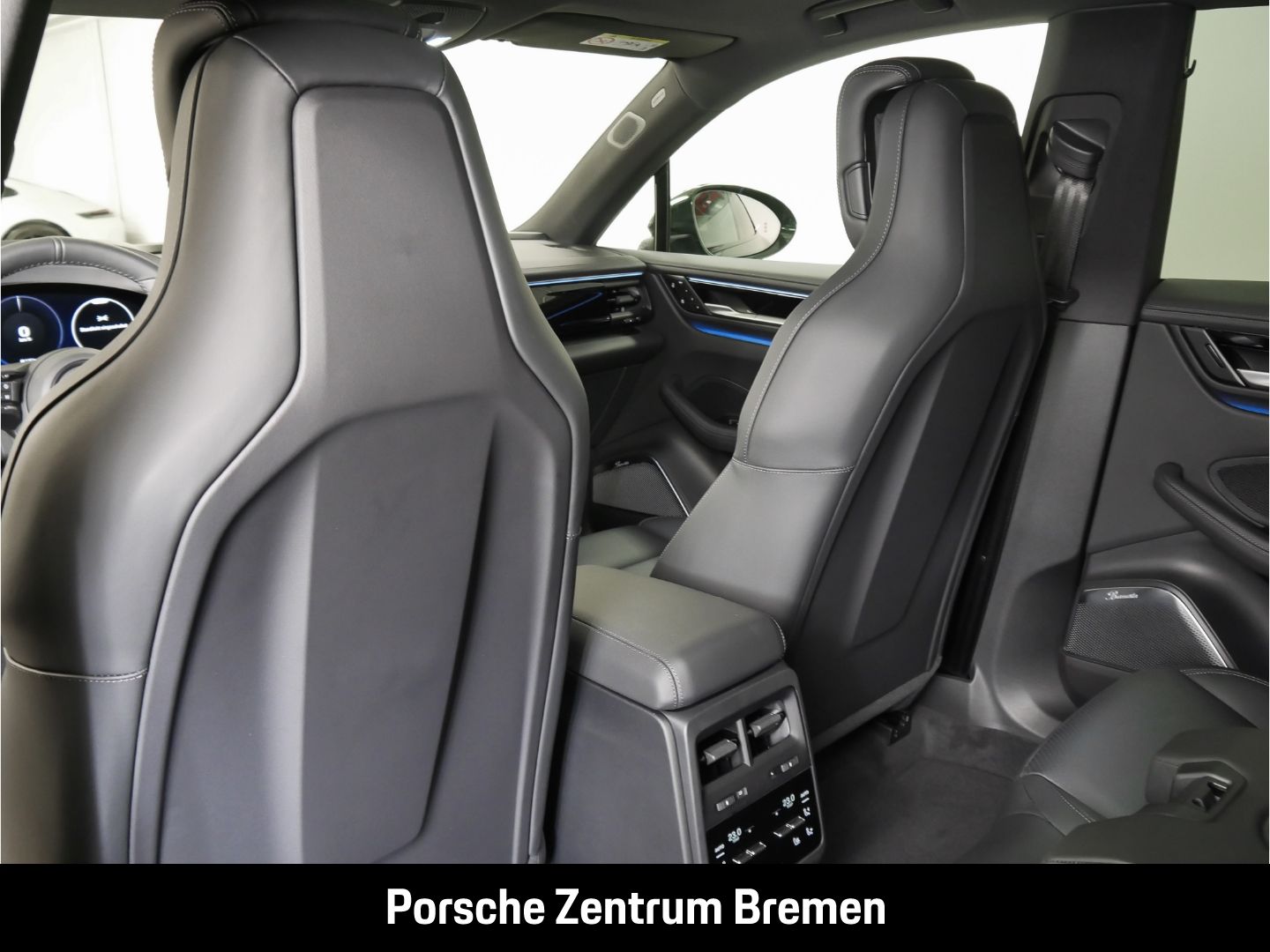Porsche Macan 4 S Burmester Pano InnoDrive Luftfederung