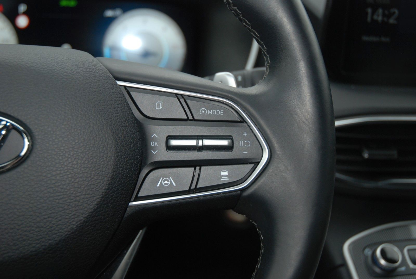 Hyundai SANTA FE 2.2 CRDi Prime 4WD - Samsaru's Car Outlet