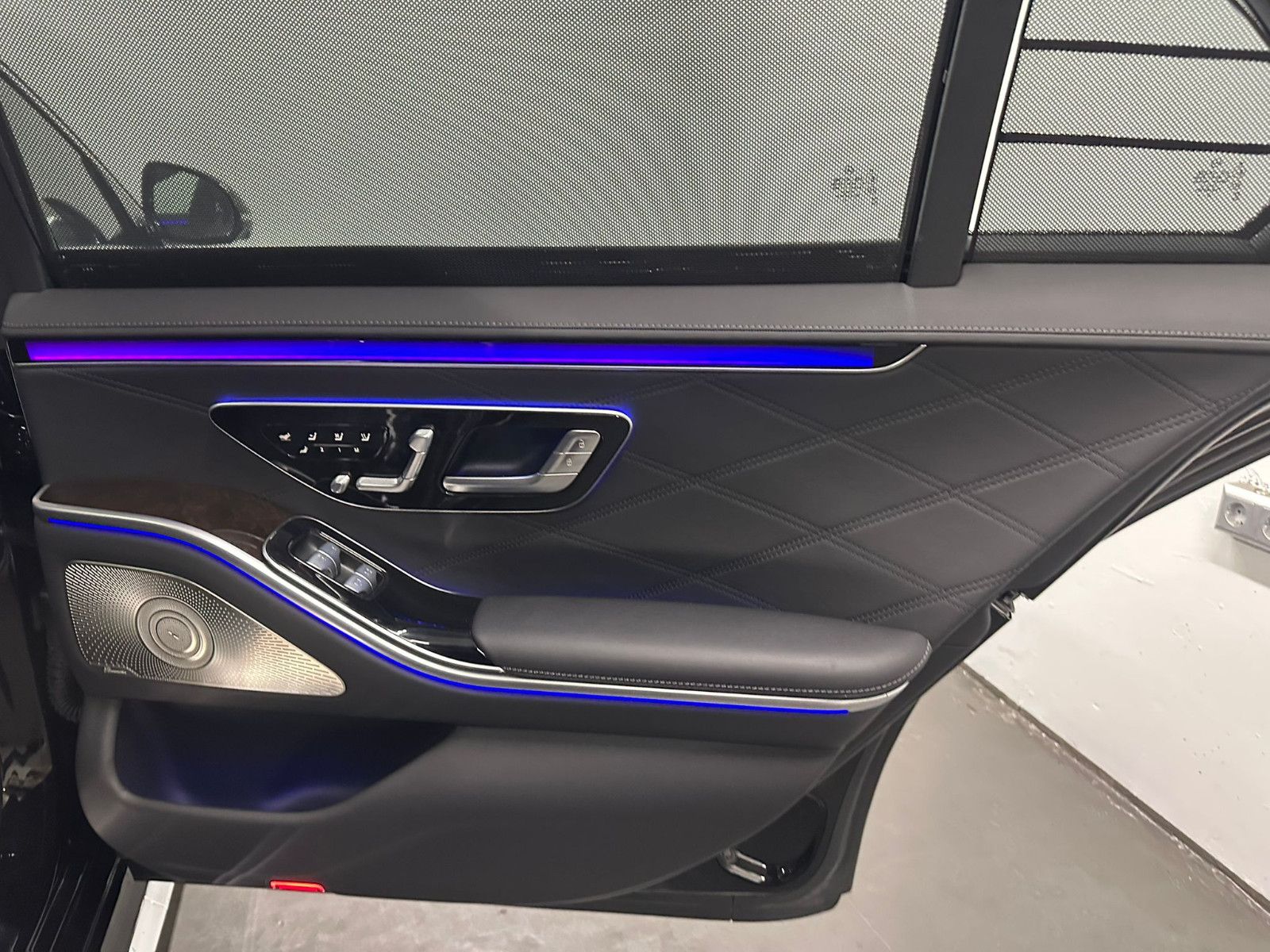 Mercedes-Benz S 63 E Performance L *PANORAMA*FONDENTERTAINMENT