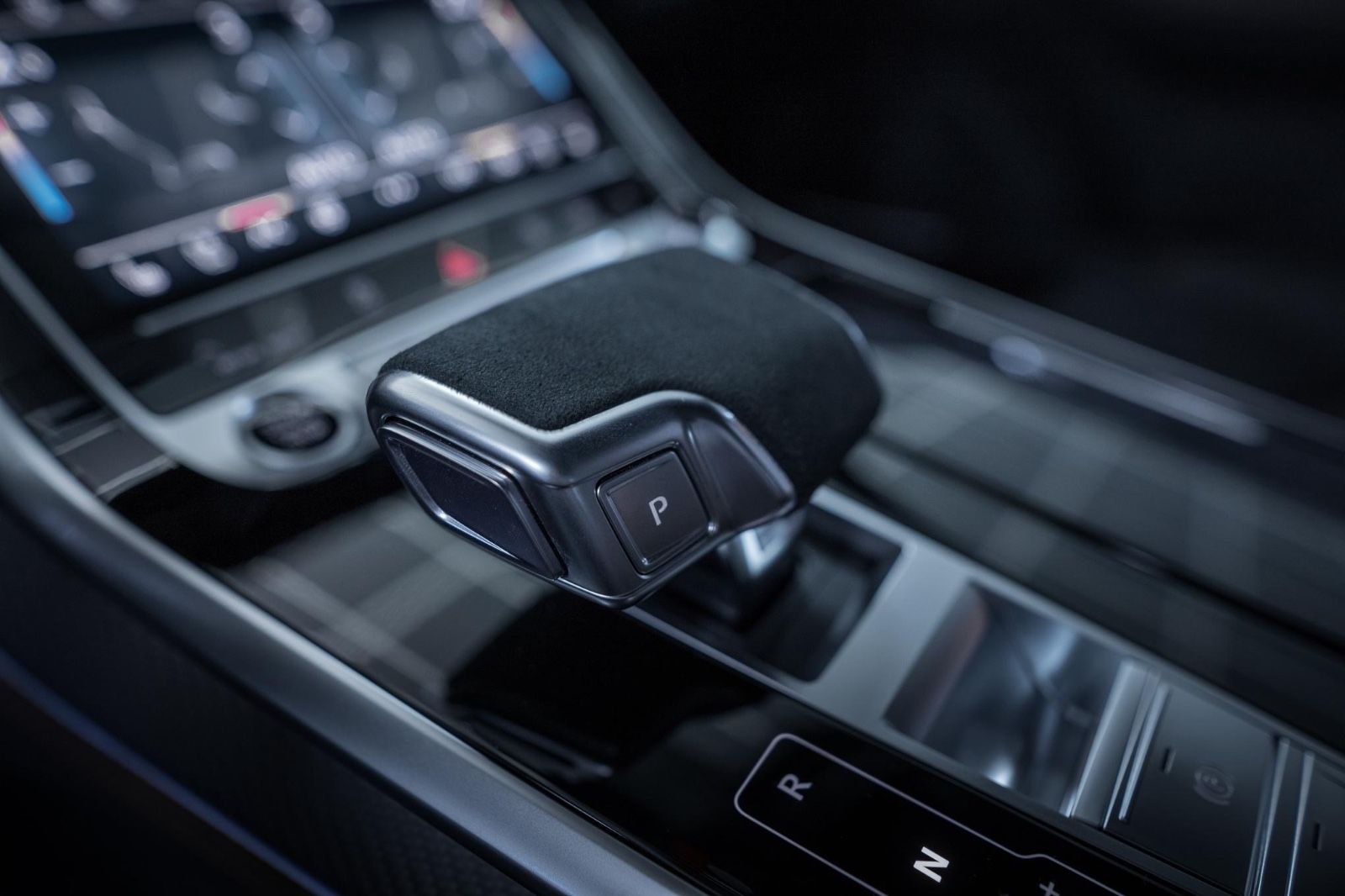 Audi Q7 TDI quattro S line-HUD-B&O 3D- Matrix- Carbon