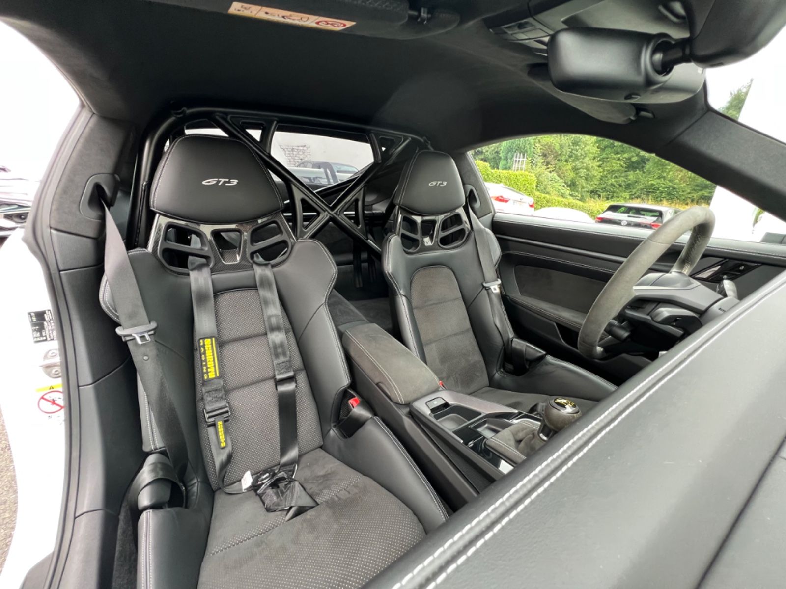 Porsche 911 GT3 - Samsaru's Car Outlet