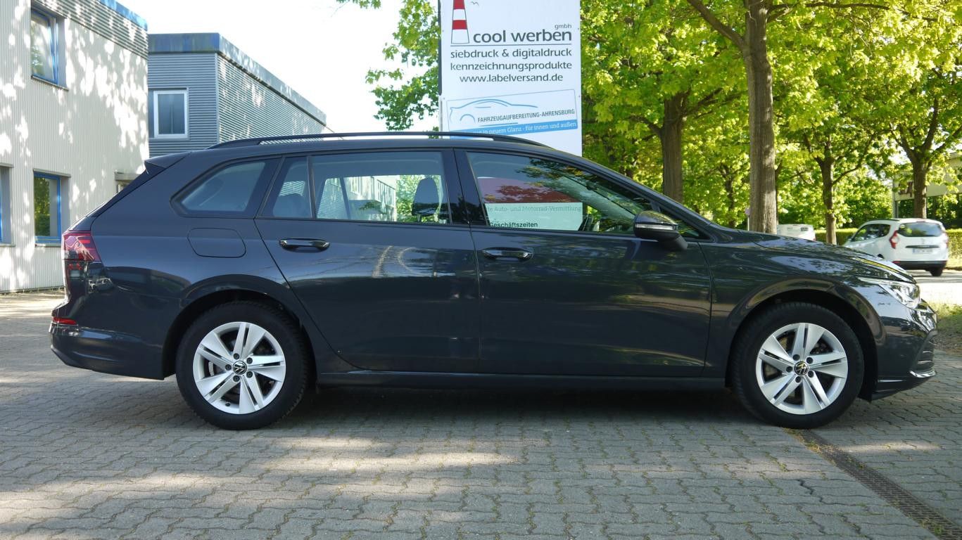 Volkswagen Golf VIII Variant Life - Samsaru's Car Outlet