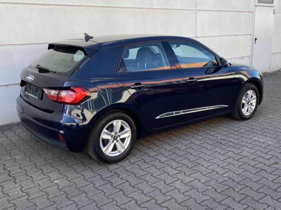 Audi A1 Sportback 25 1.0 TFSI S tronic - Samsaru's Car Outlet