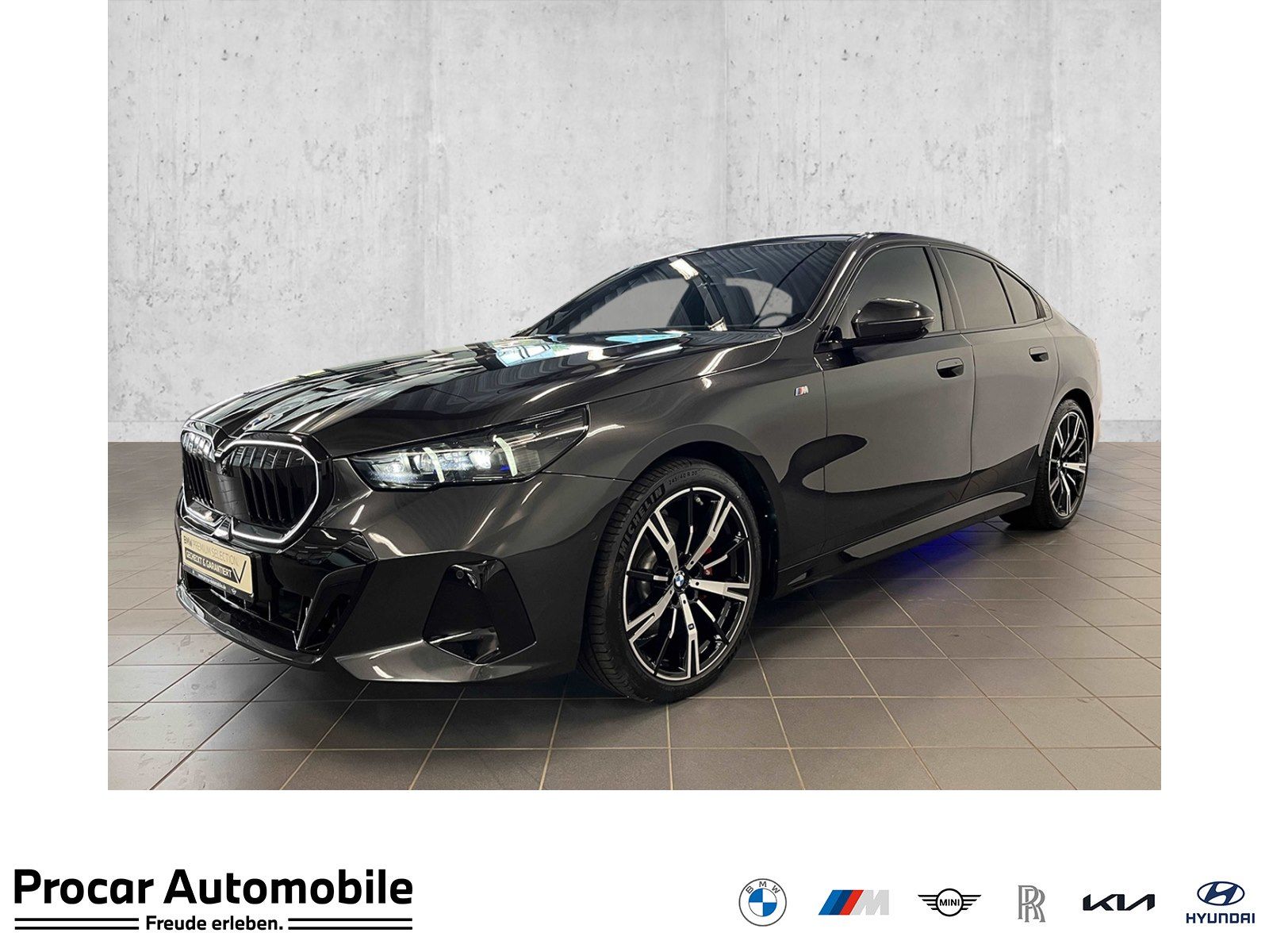 BMW 520d M Sport Pro HUD ACC 360°KAM RFK NAVI LED DA