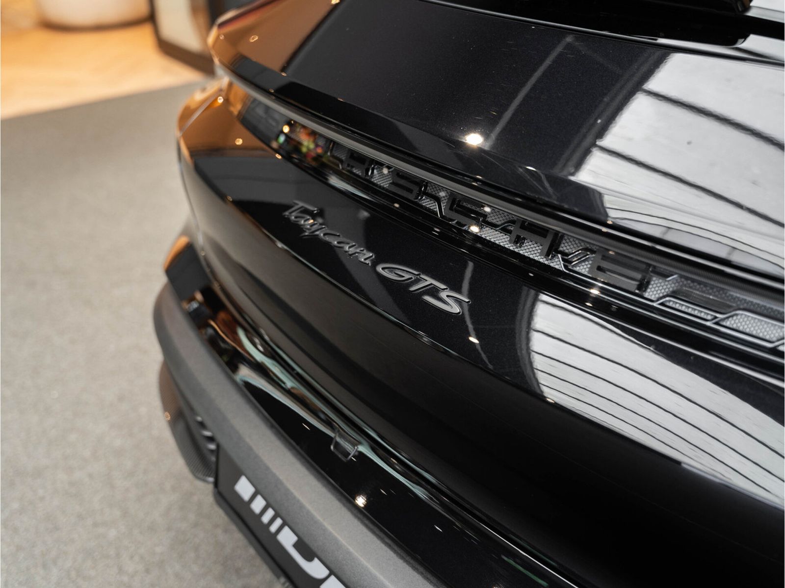 Porsche Taycan GTS Sport Turismo Sport Design Carbon Spo