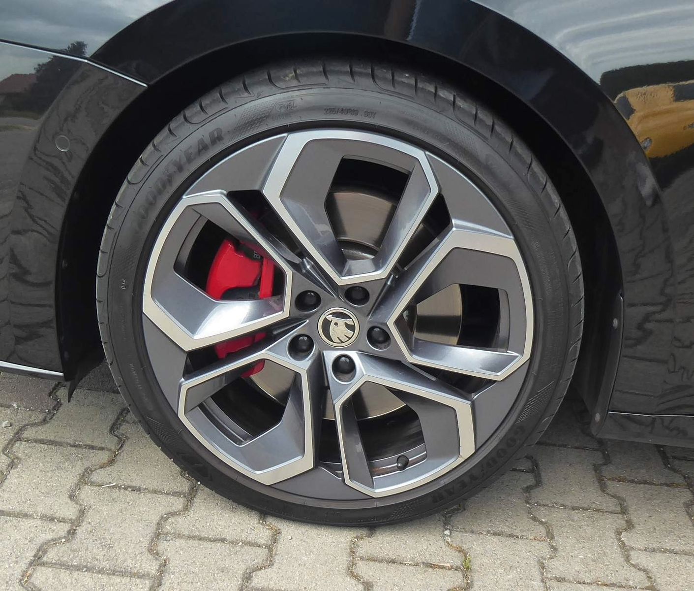Skoda Octavia Combi RS - Samsaru's Car Outlet