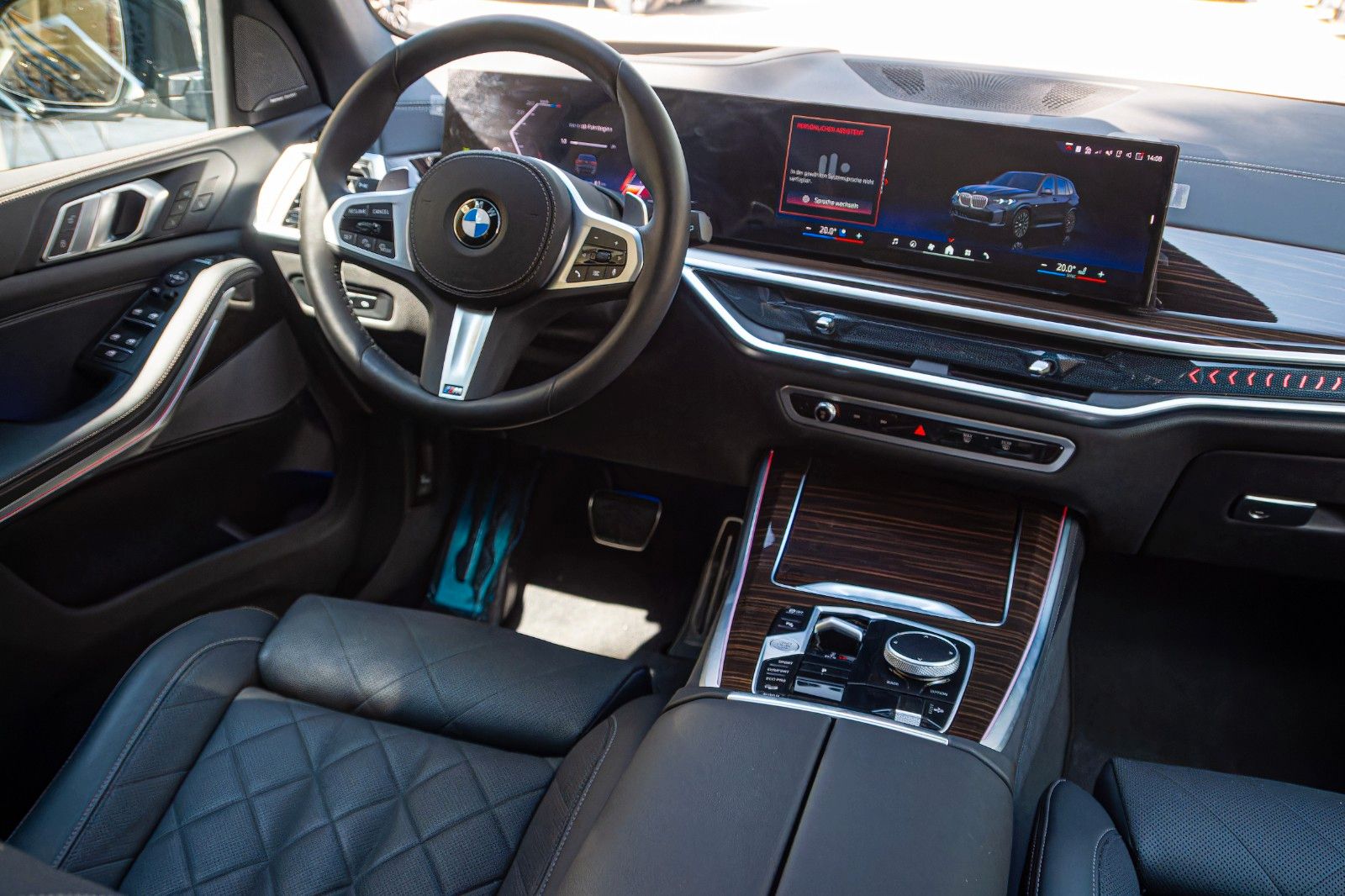 BMW X5 30d M SPORT.DR.ASS.LUFT.SOFTC.PANO.AHK.2STÜCK
